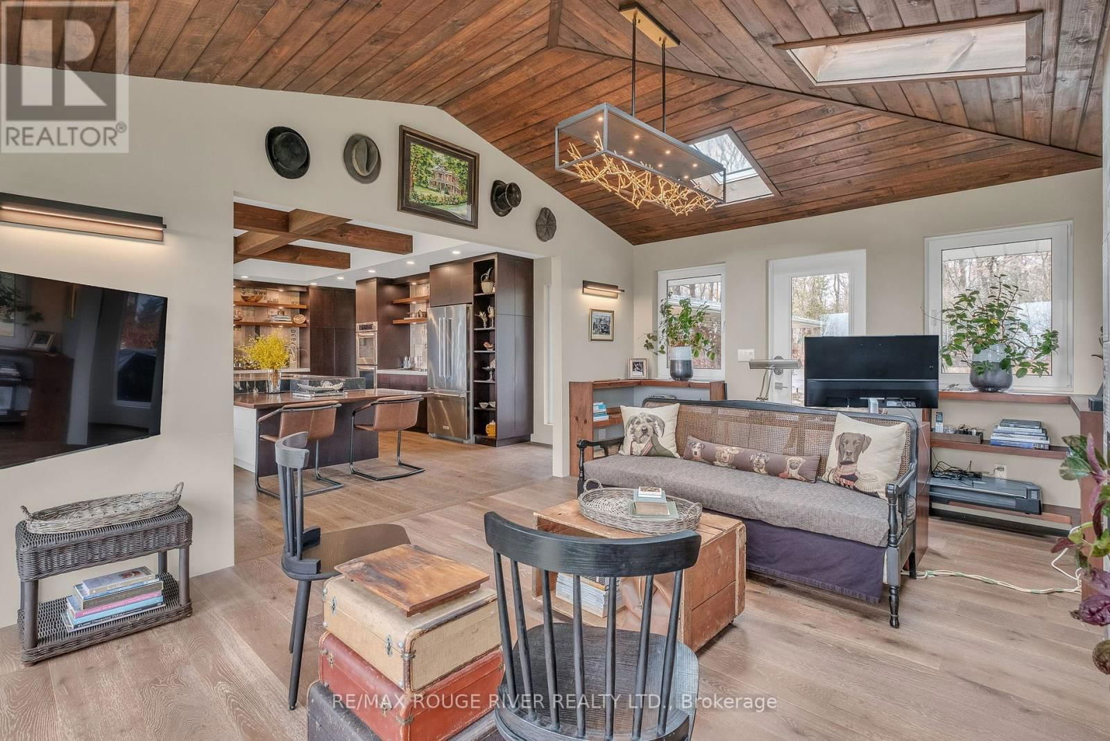 7 SUNRISE COURT Image 23
