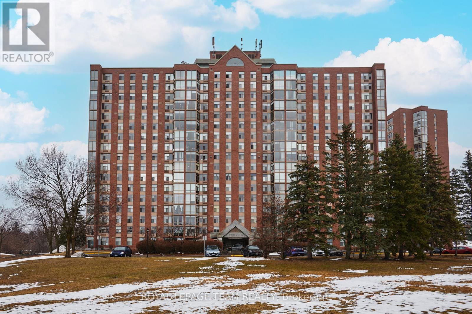 505 - 2759 CAROUSEL CRESCENT Image 1