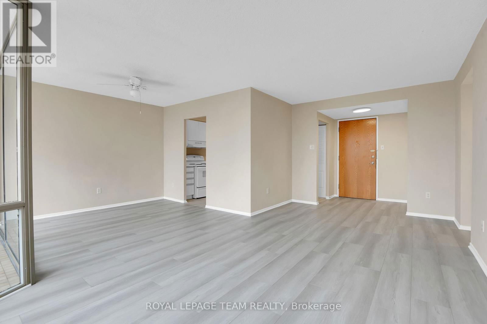 505 - 2759 CAROUSEL CRESCENT Image 12