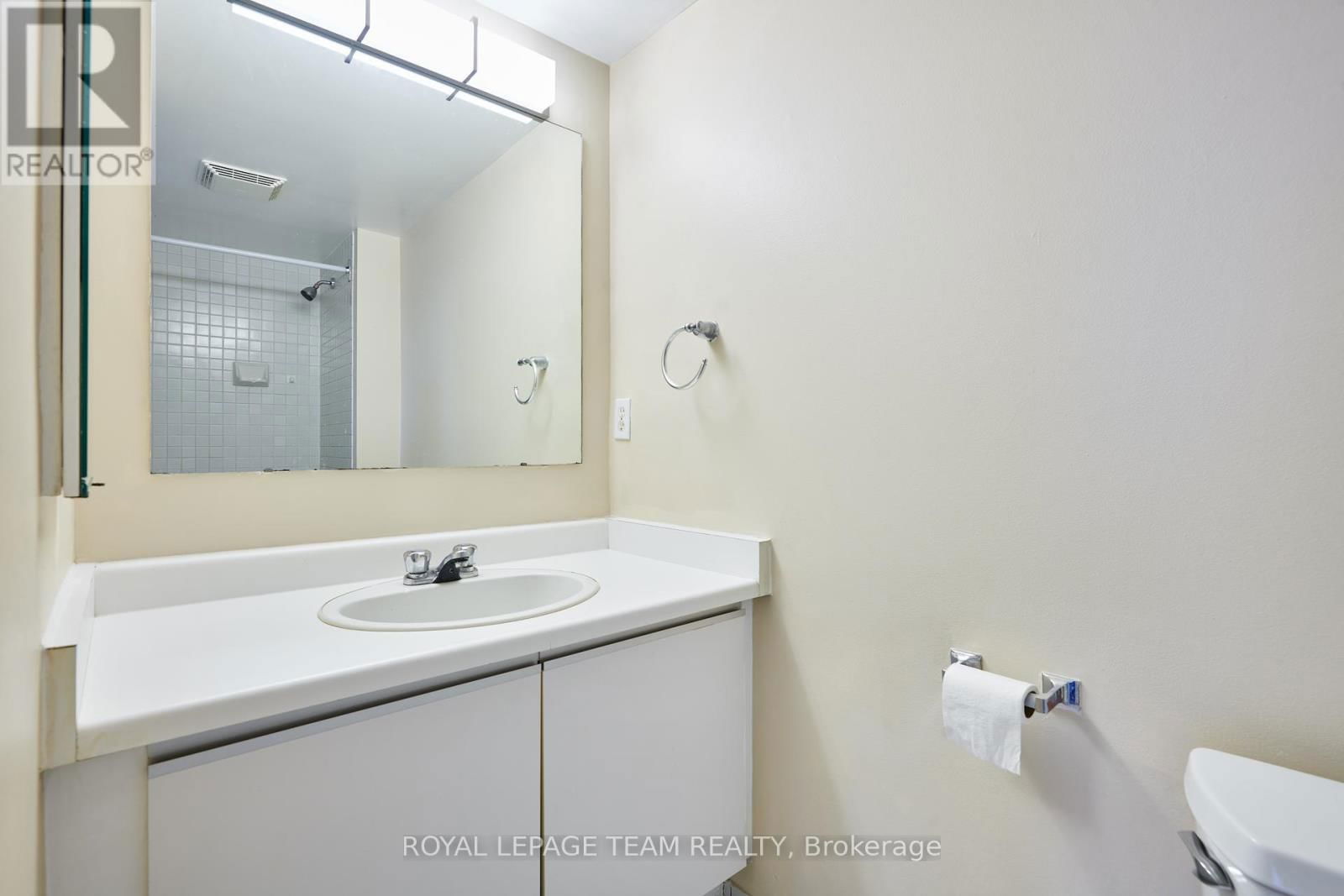 505 - 2759 CAROUSEL CRESCENT Image 33