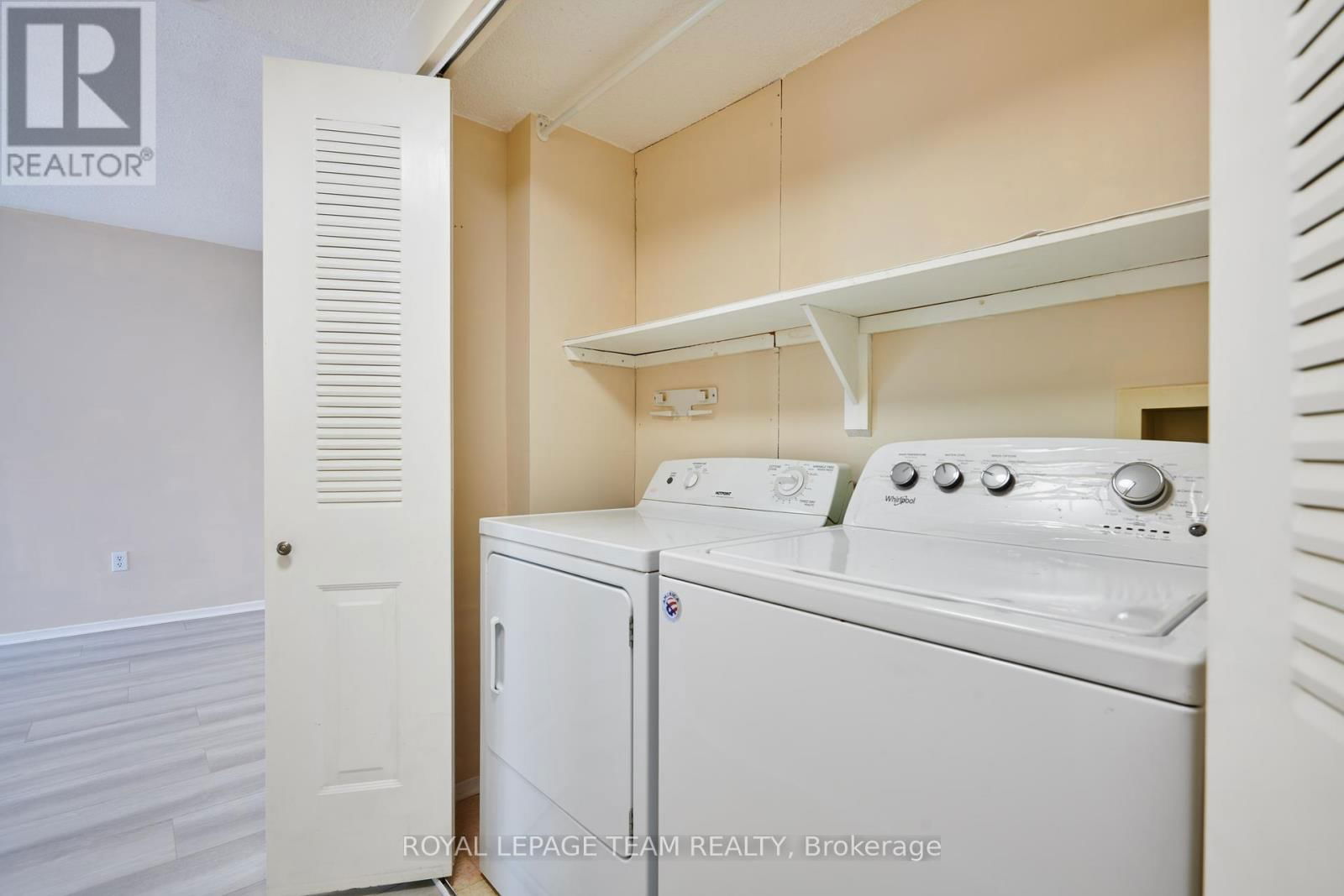 505 - 2759 CAROUSEL CRESCENT Image 35