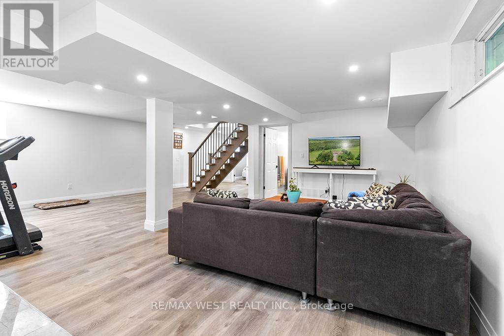 783255 COUNTY RD 9 Image 34