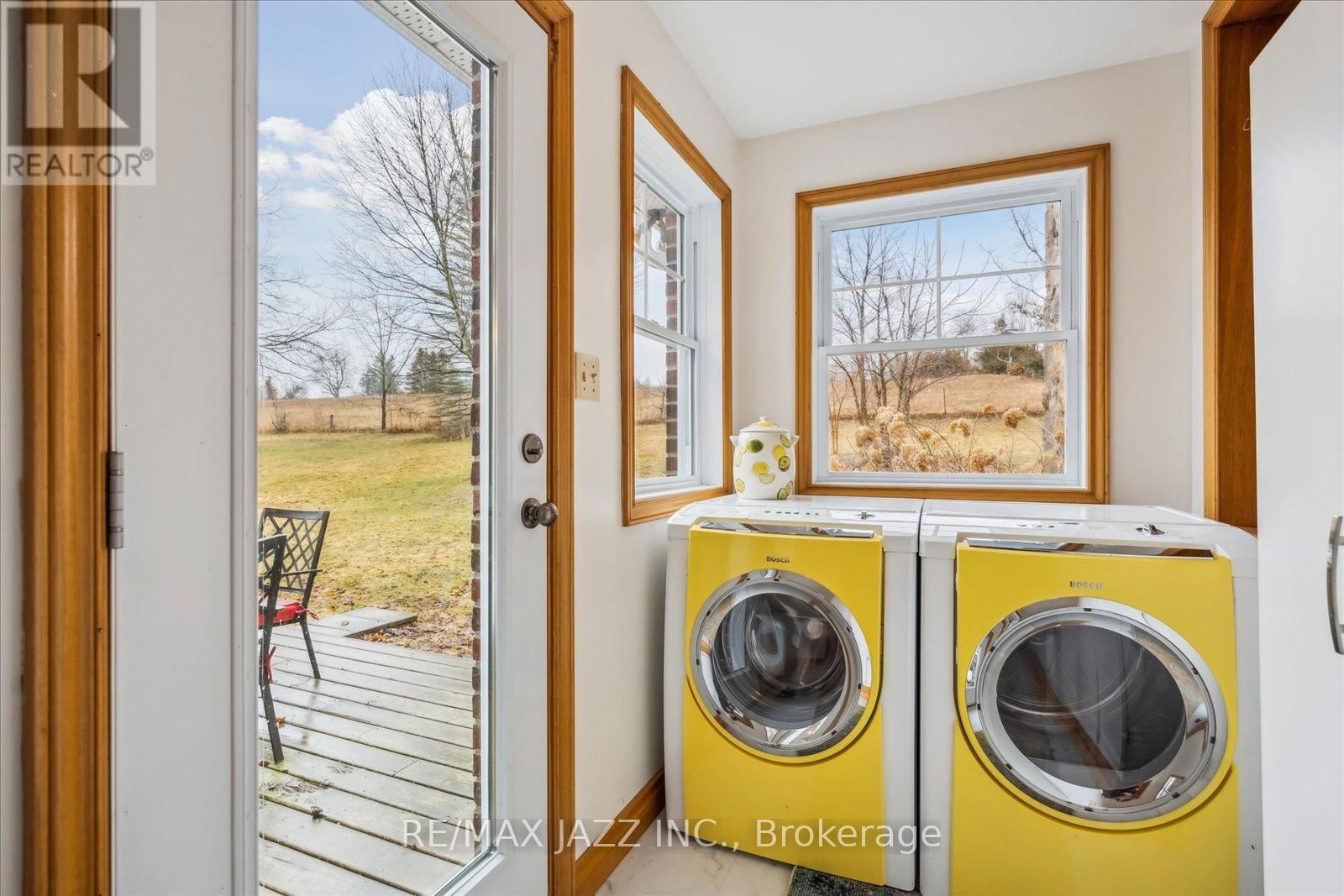 6793 MILL STREET Image 17