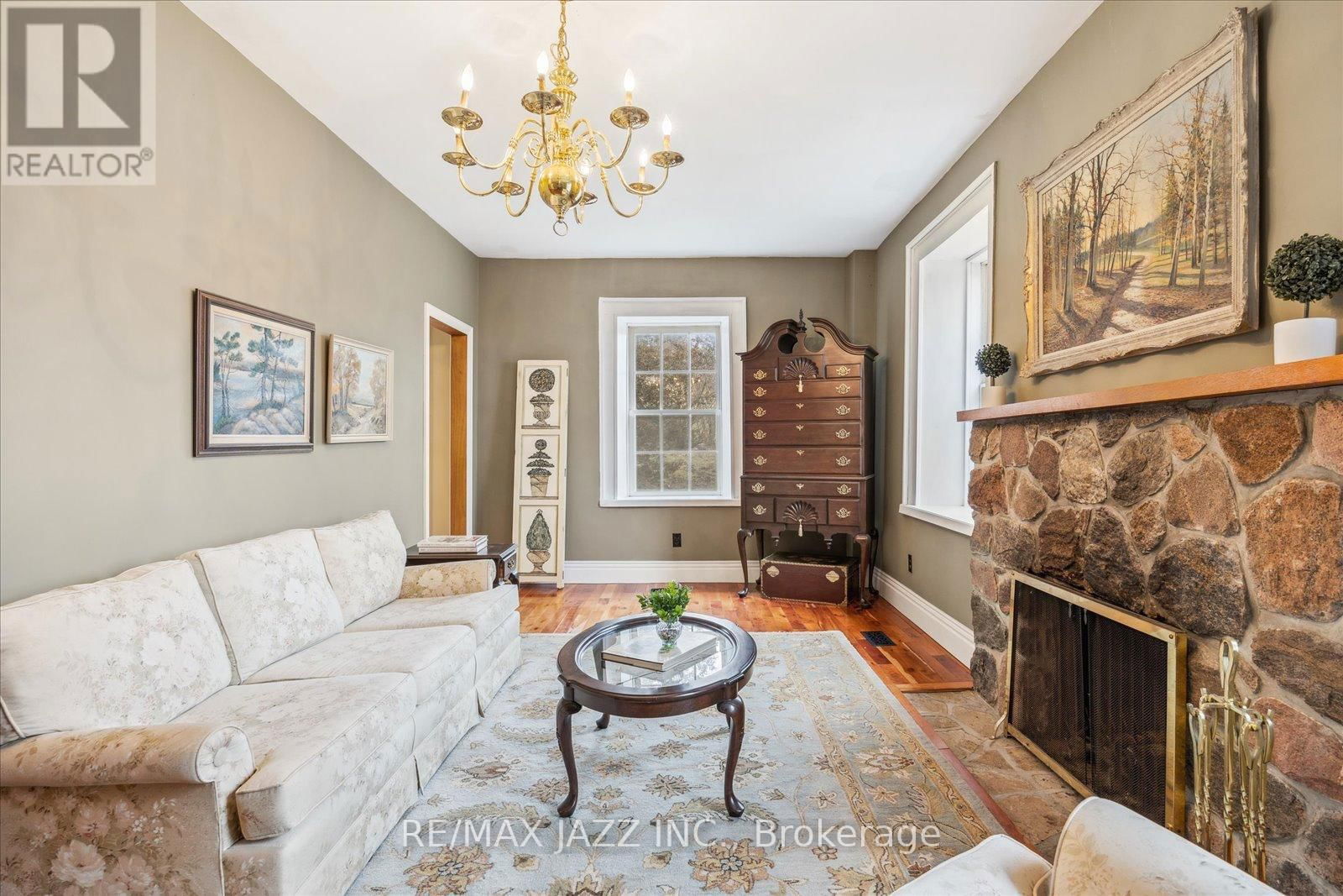 6793 MILL STREET Image 23