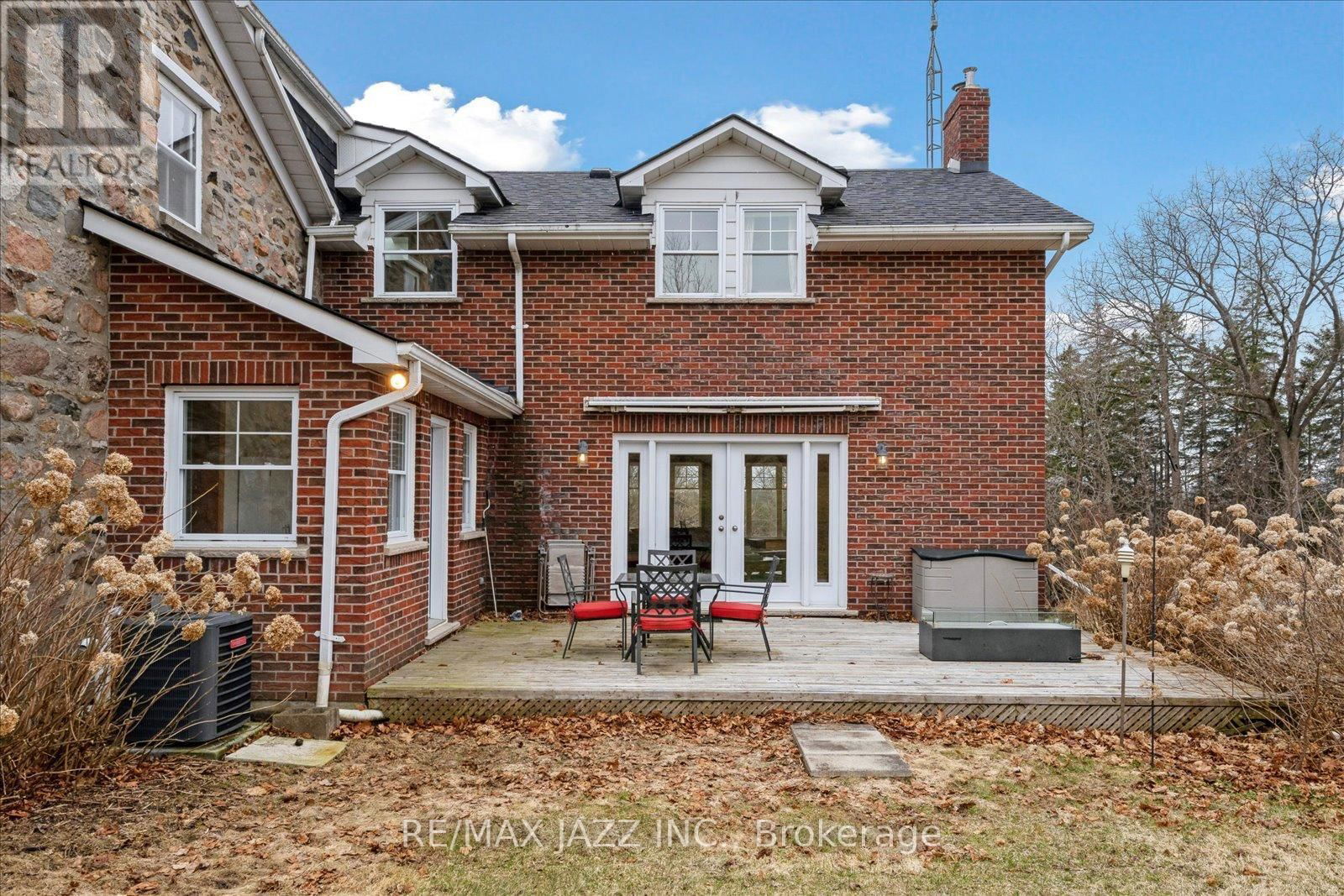 6793 MILL STREET Image 41