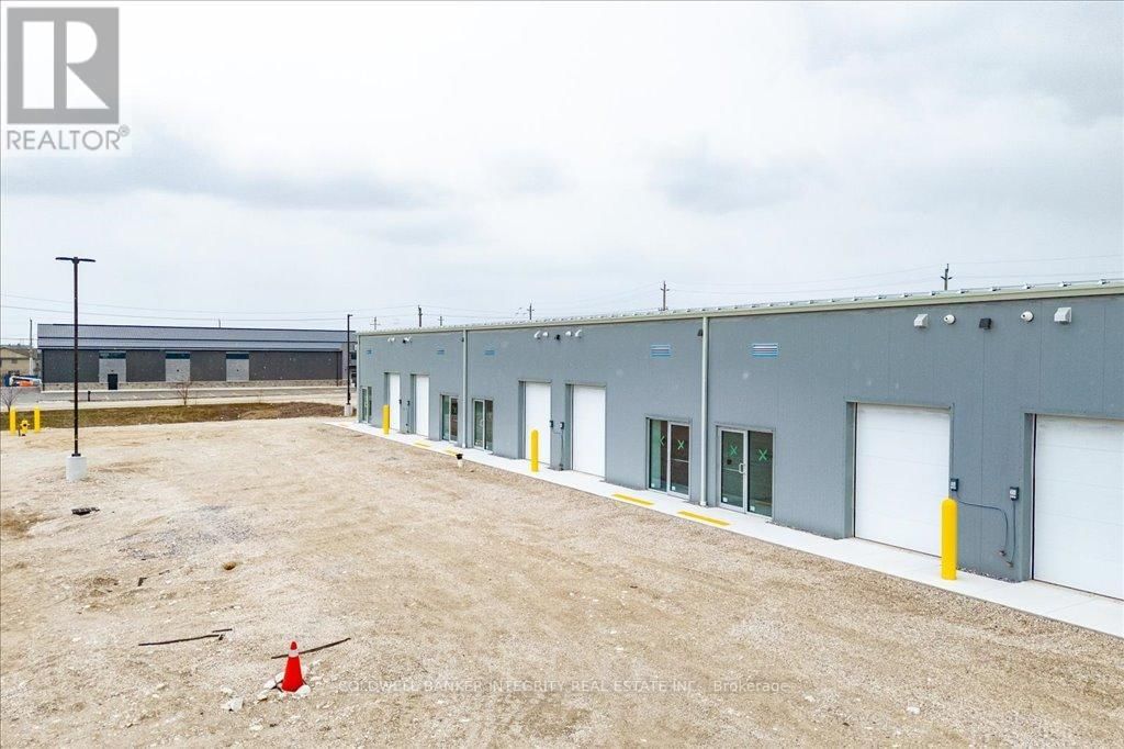 595 1ST STREET Image 16