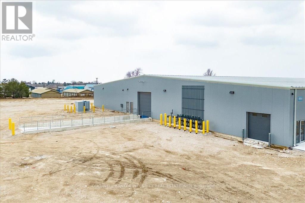 595 1ST STREET Image 27