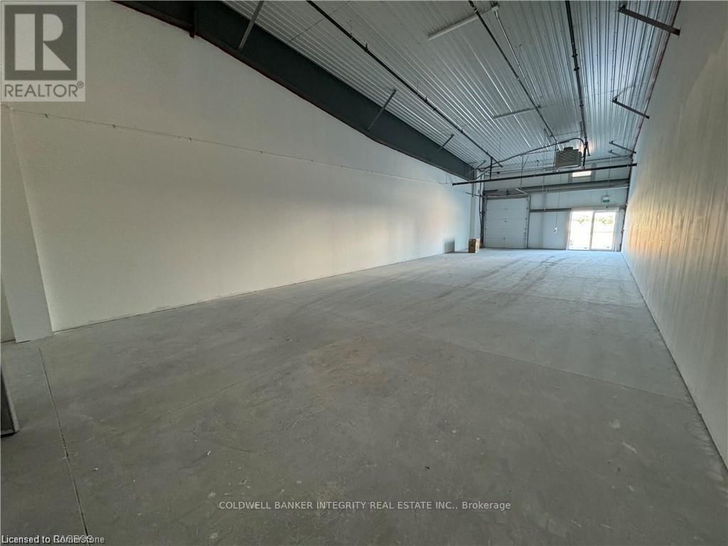595 1ST STREET Image 32
