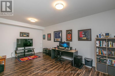 Commercial for Rent in Ontario