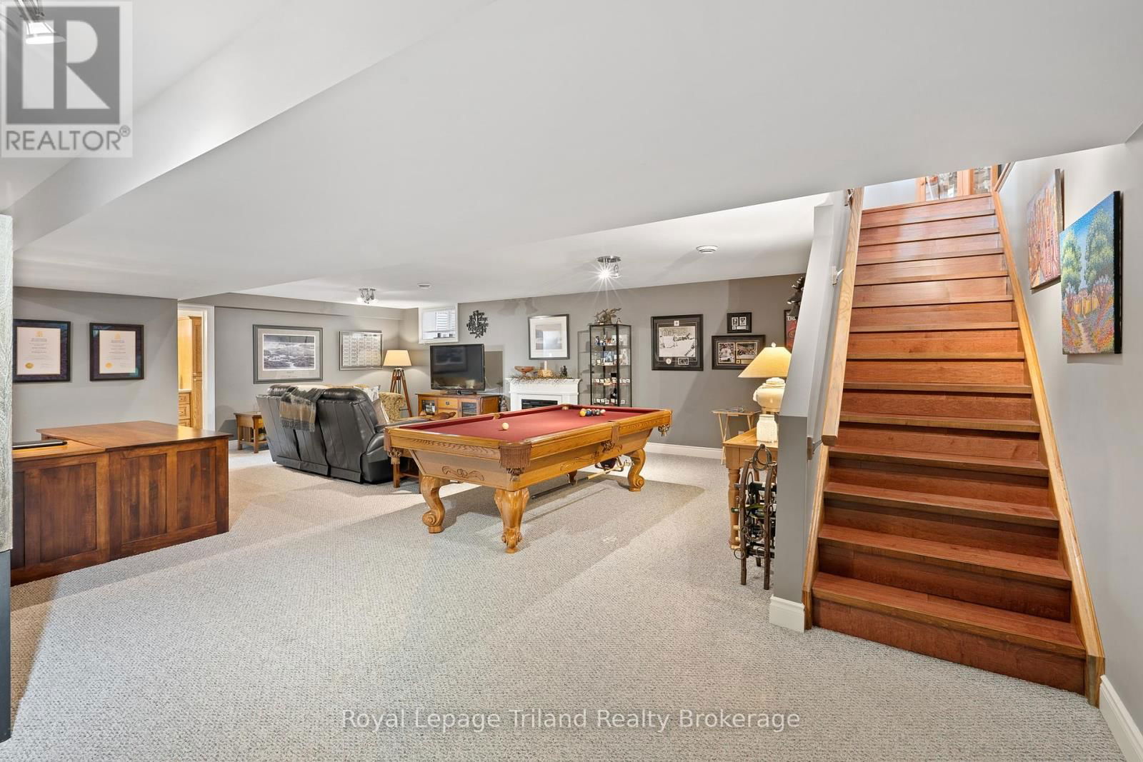 4 CLAYTON STREET Image 28