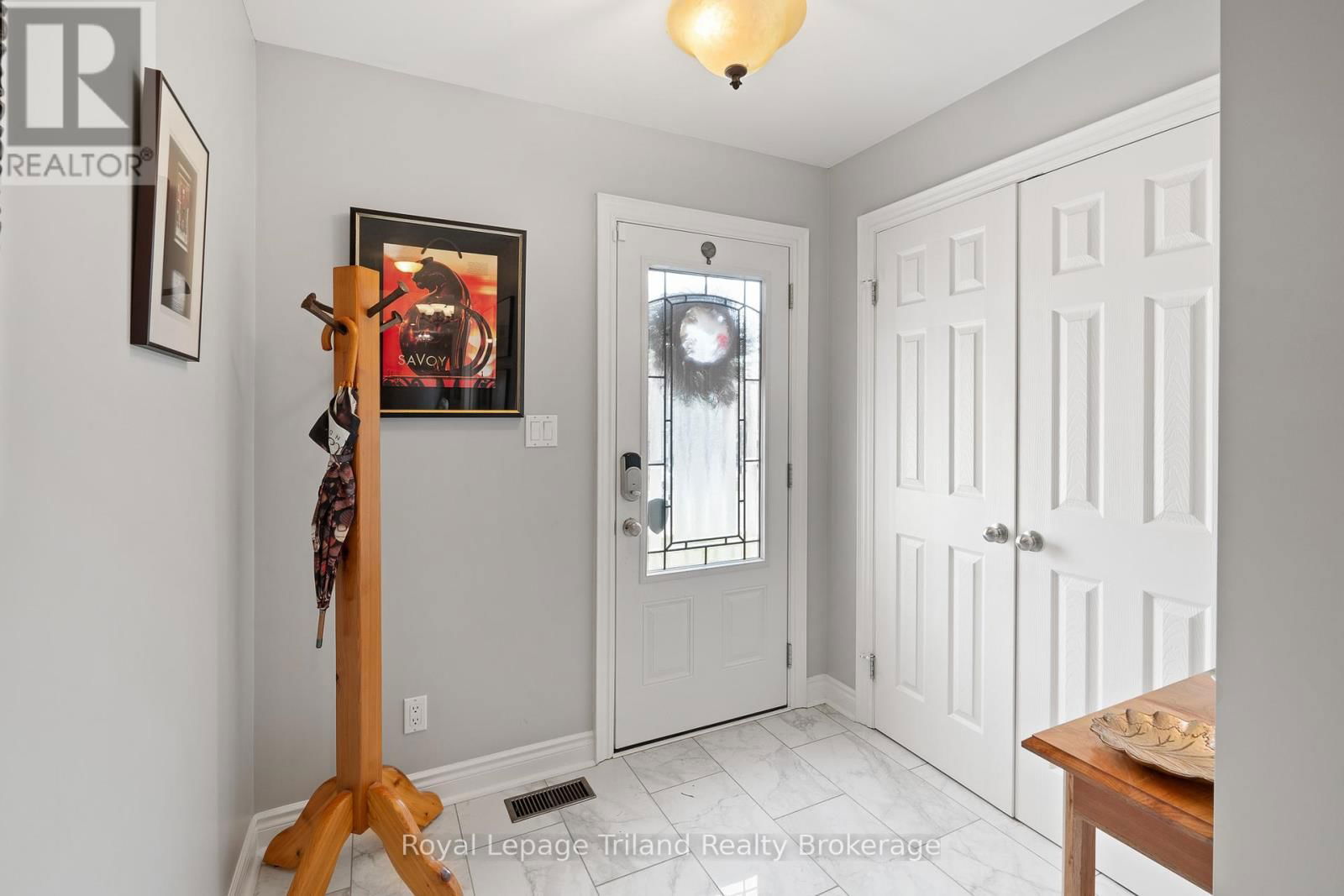 4 CLAYTON STREET Image 9