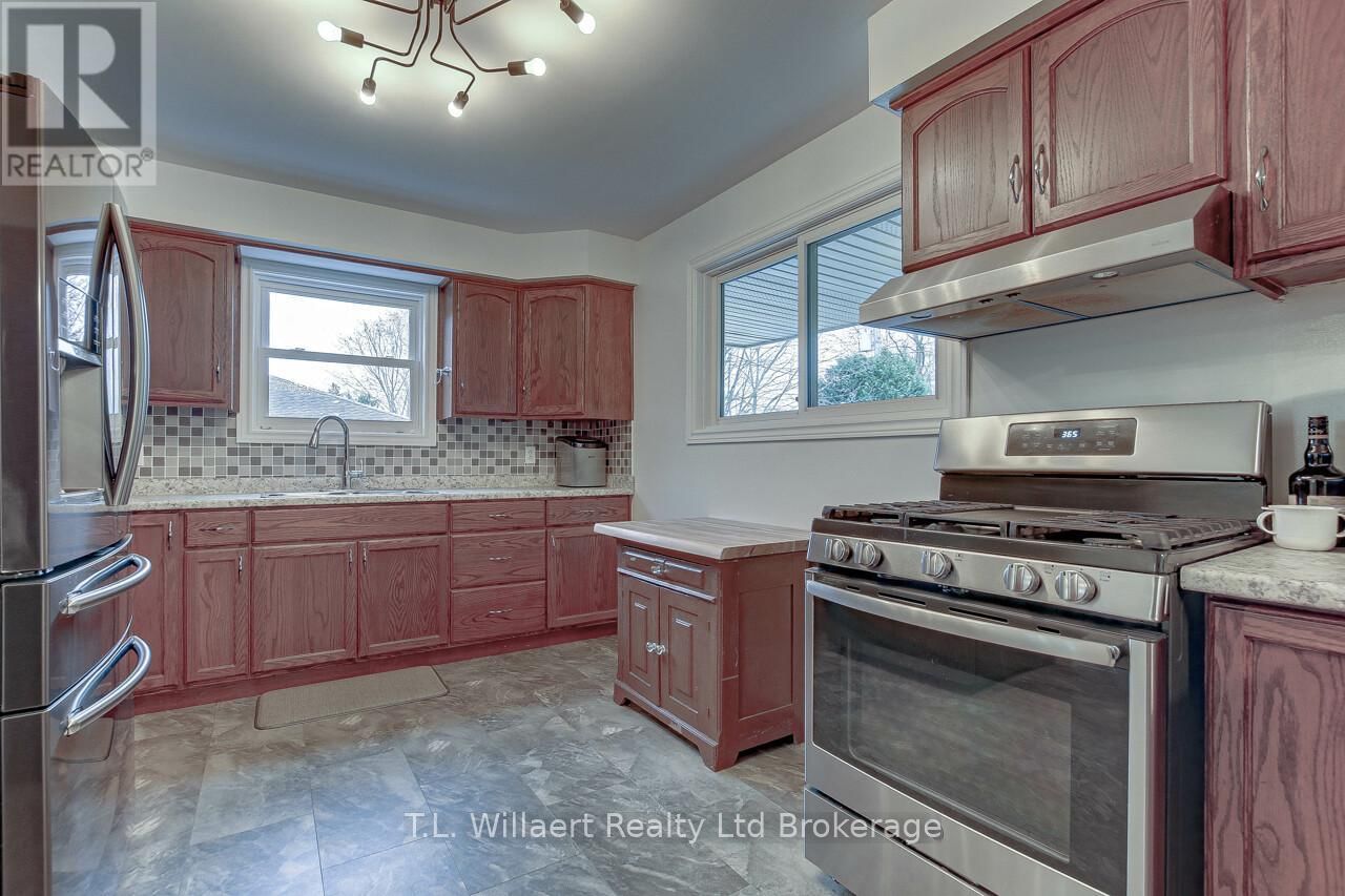1060 LAPLANTE ROAD Image 11