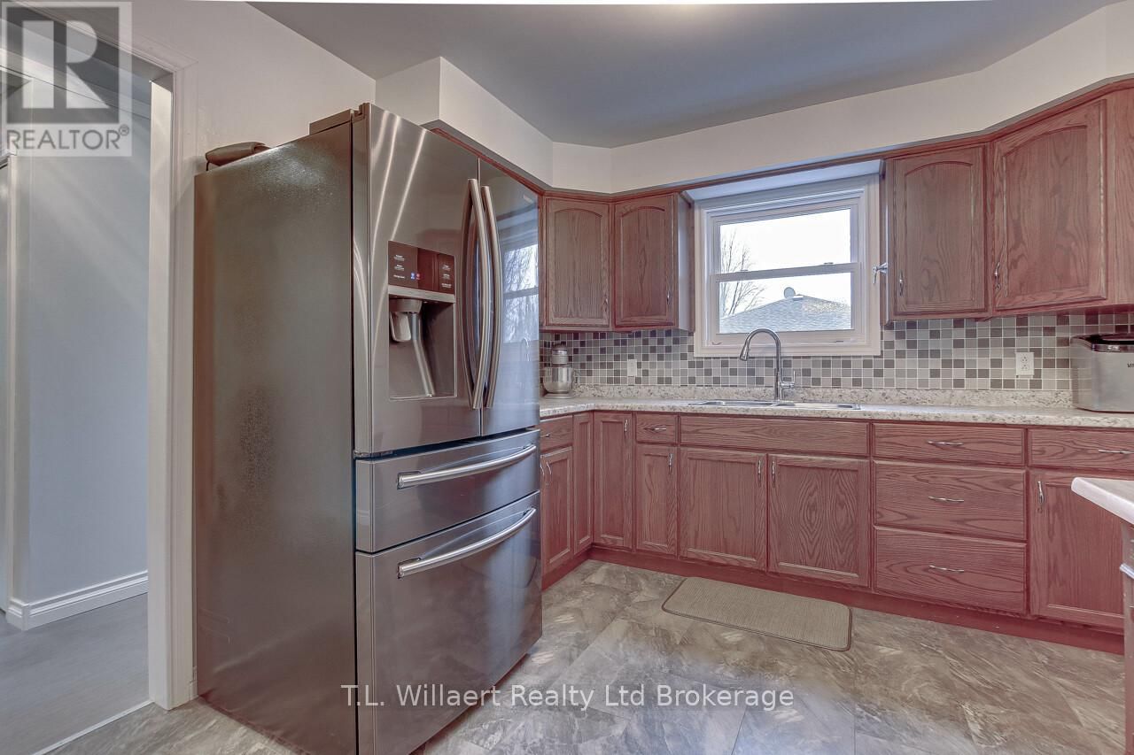 1060 LAPLANTE ROAD Image 12
