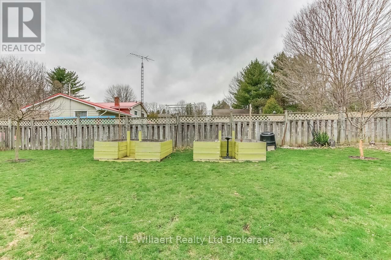 1060 LAPLANTE ROAD Image 32