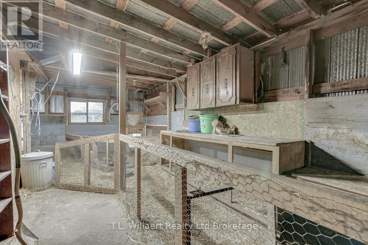1060 LAPLANTE ROAD Image 37