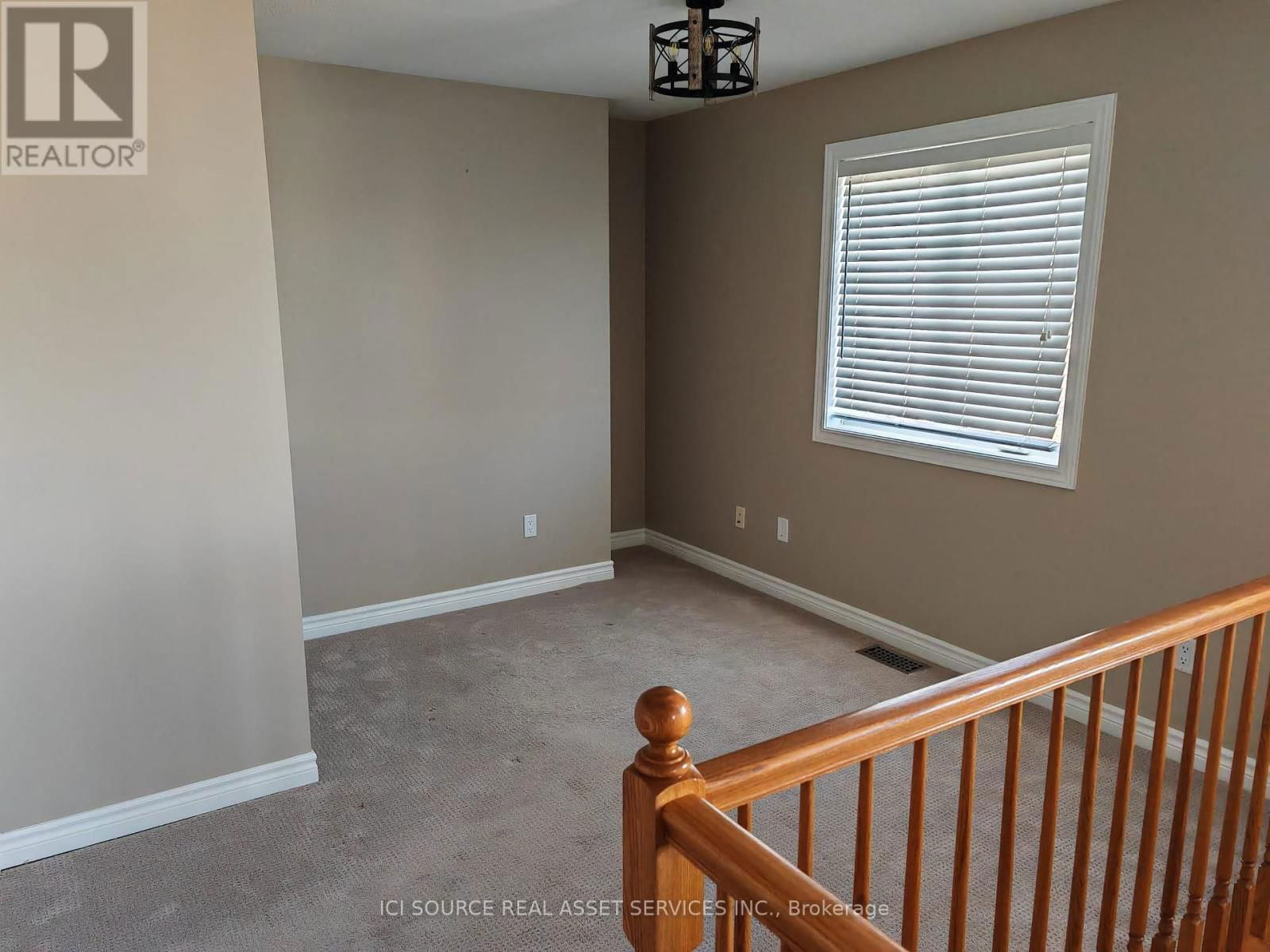 192 MOJAVE CRESCENT Image 16