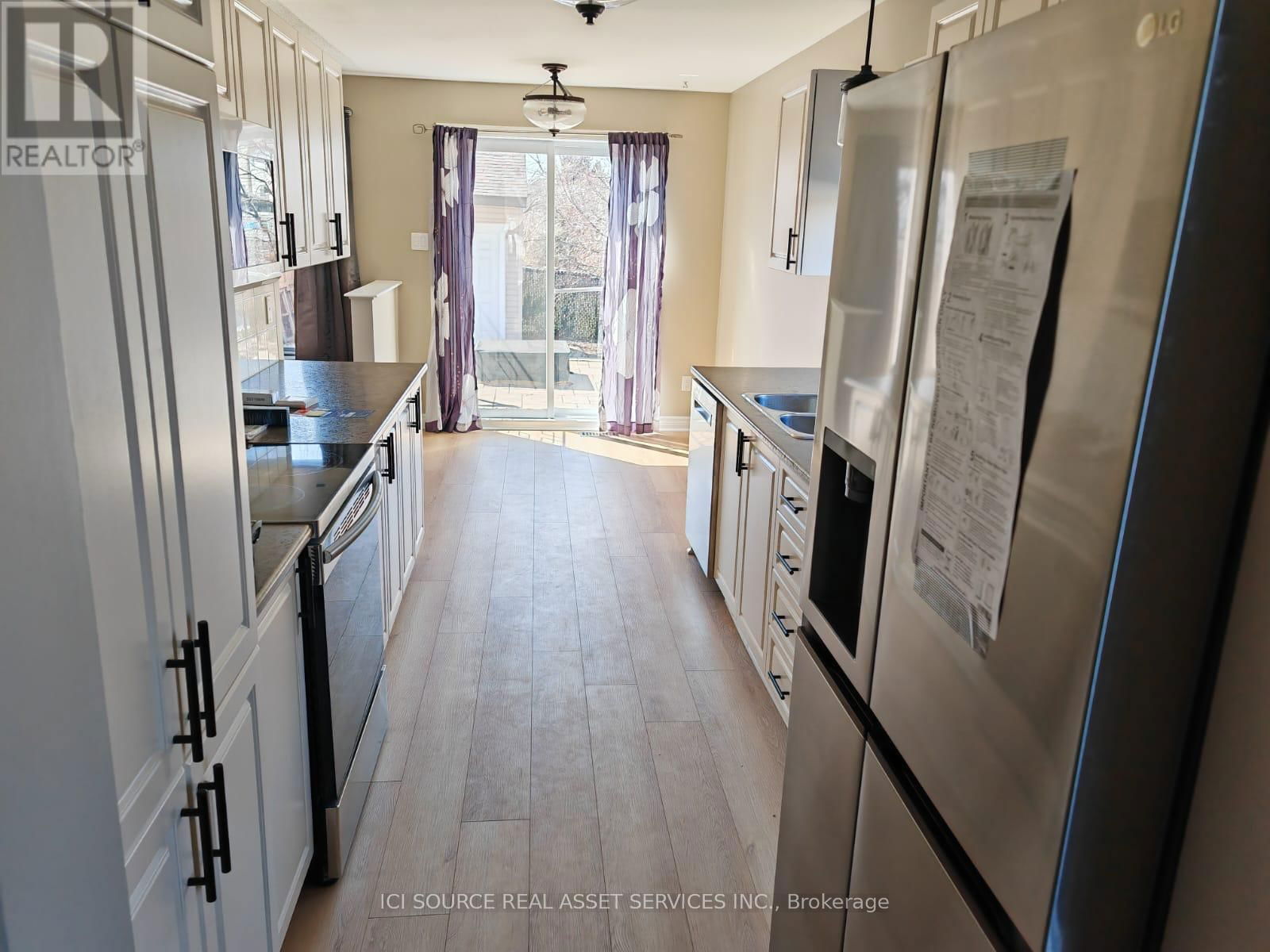192 MOJAVE CRESCENT Image 7