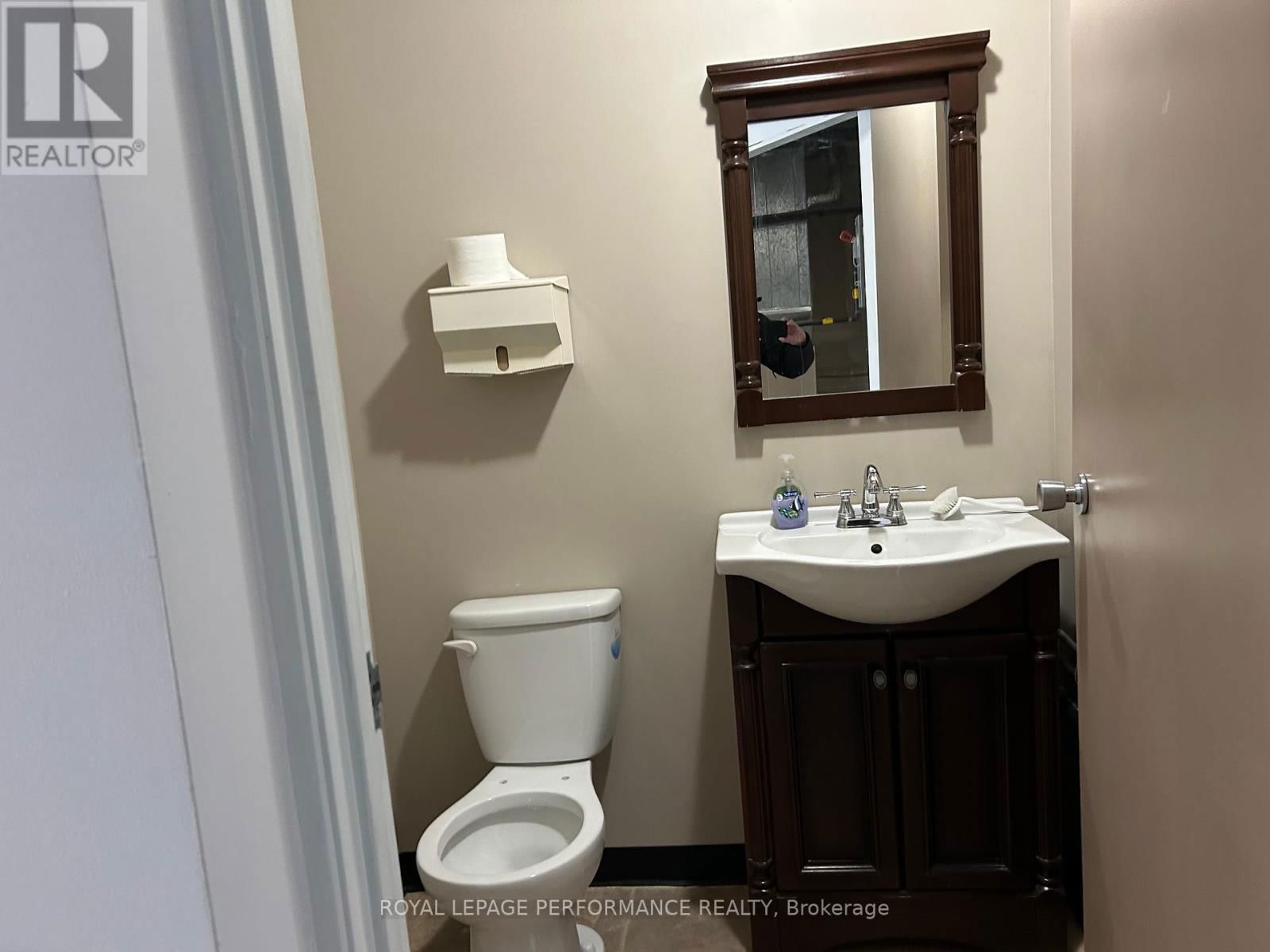 14 - 1420 YOUVILLE DRIVE SOUTH Image 5