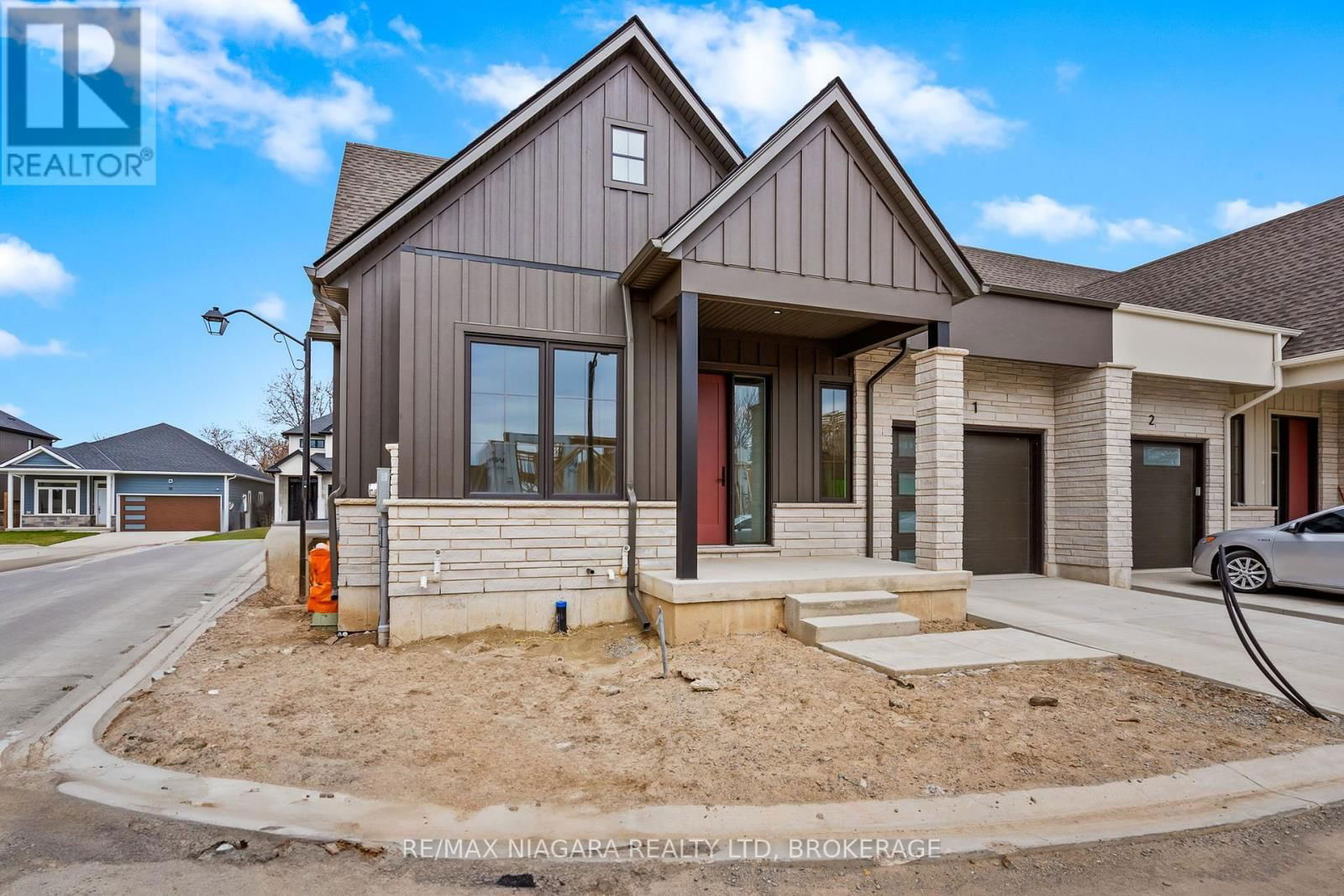 1 - 41 IVY CRESCENT Image 1