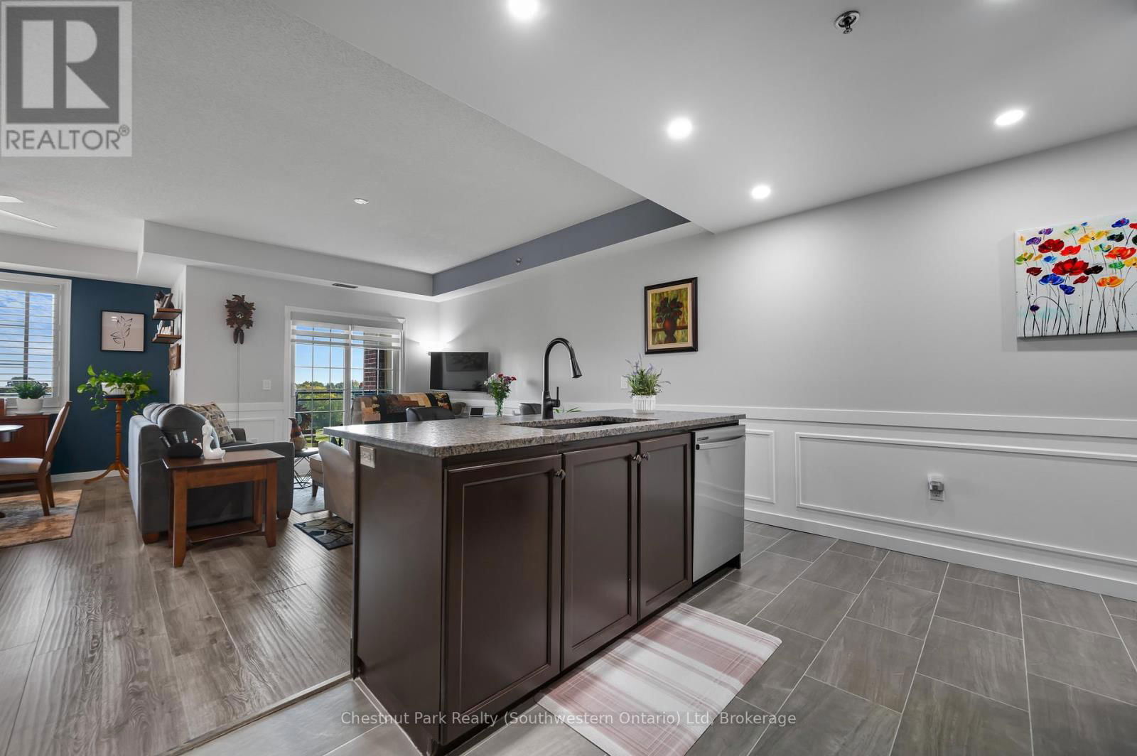 423 - 1440 GORDON STREET Image 10