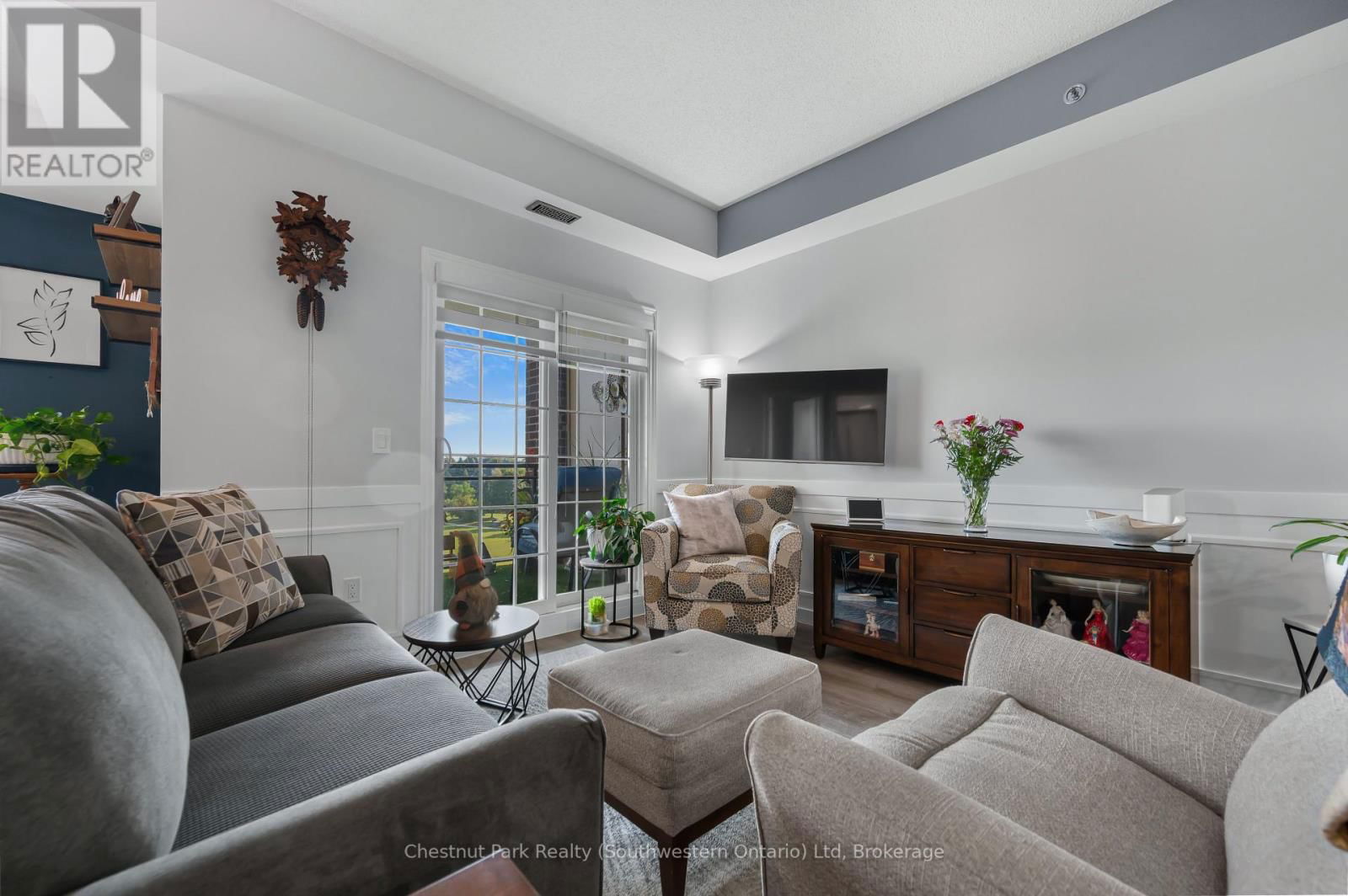 423 - 1440 GORDON STREET Image 14