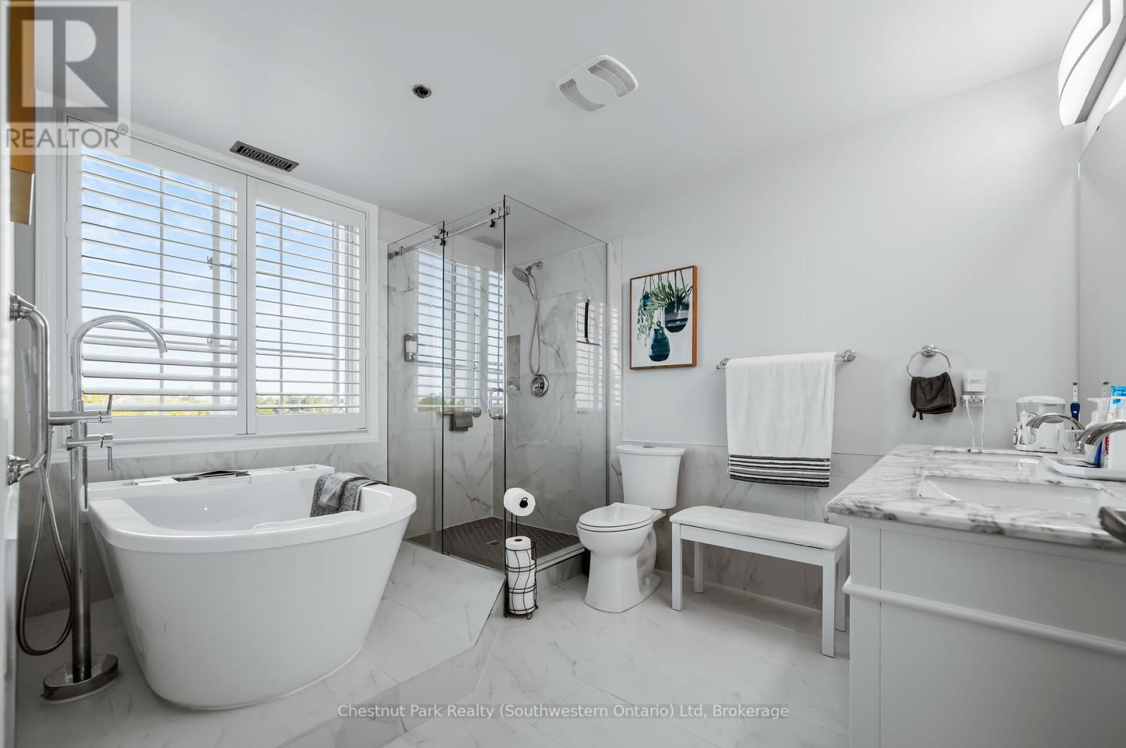 423 - 1440 GORDON STREET Image 21
