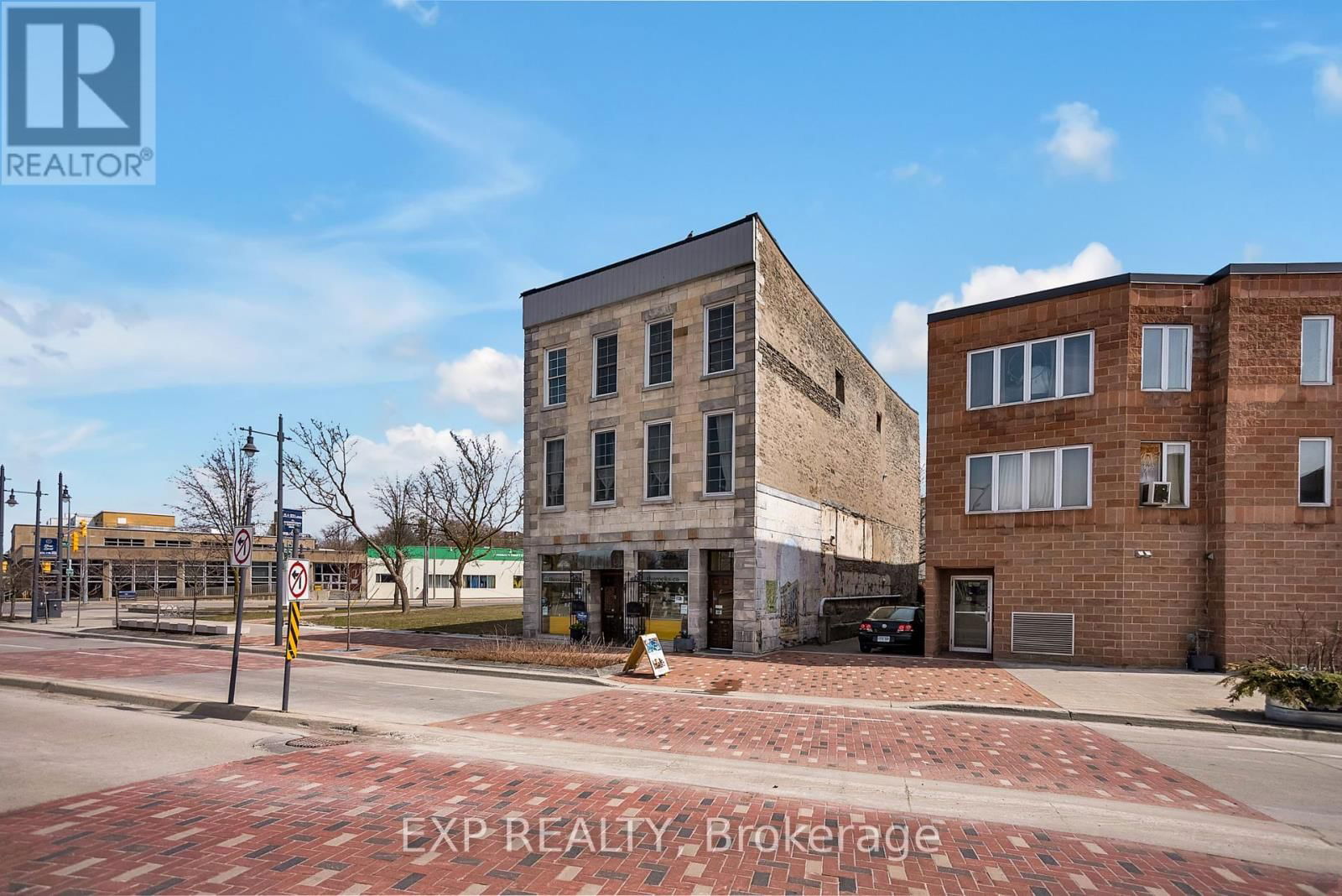 395 FRONT STREET Image 1