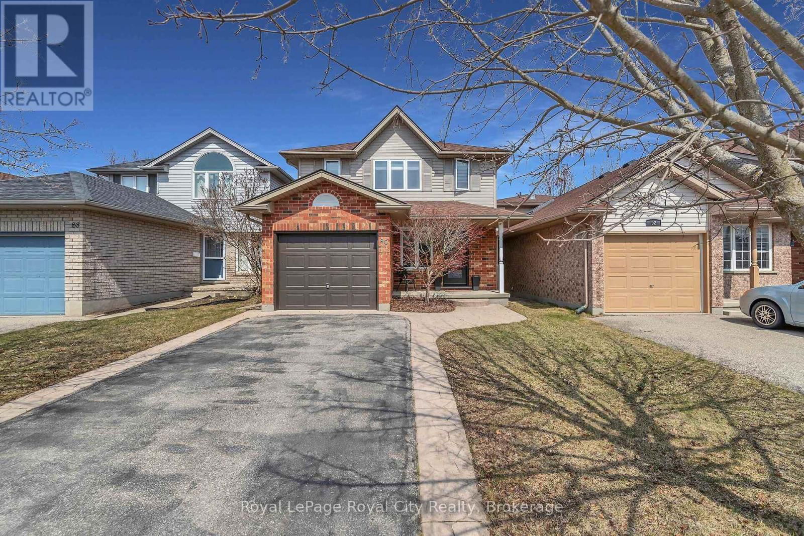 90 MILSON CRESCENT Image 1