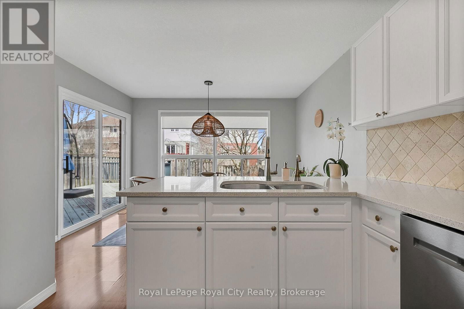 90 MILSON CRESCENT Image 11