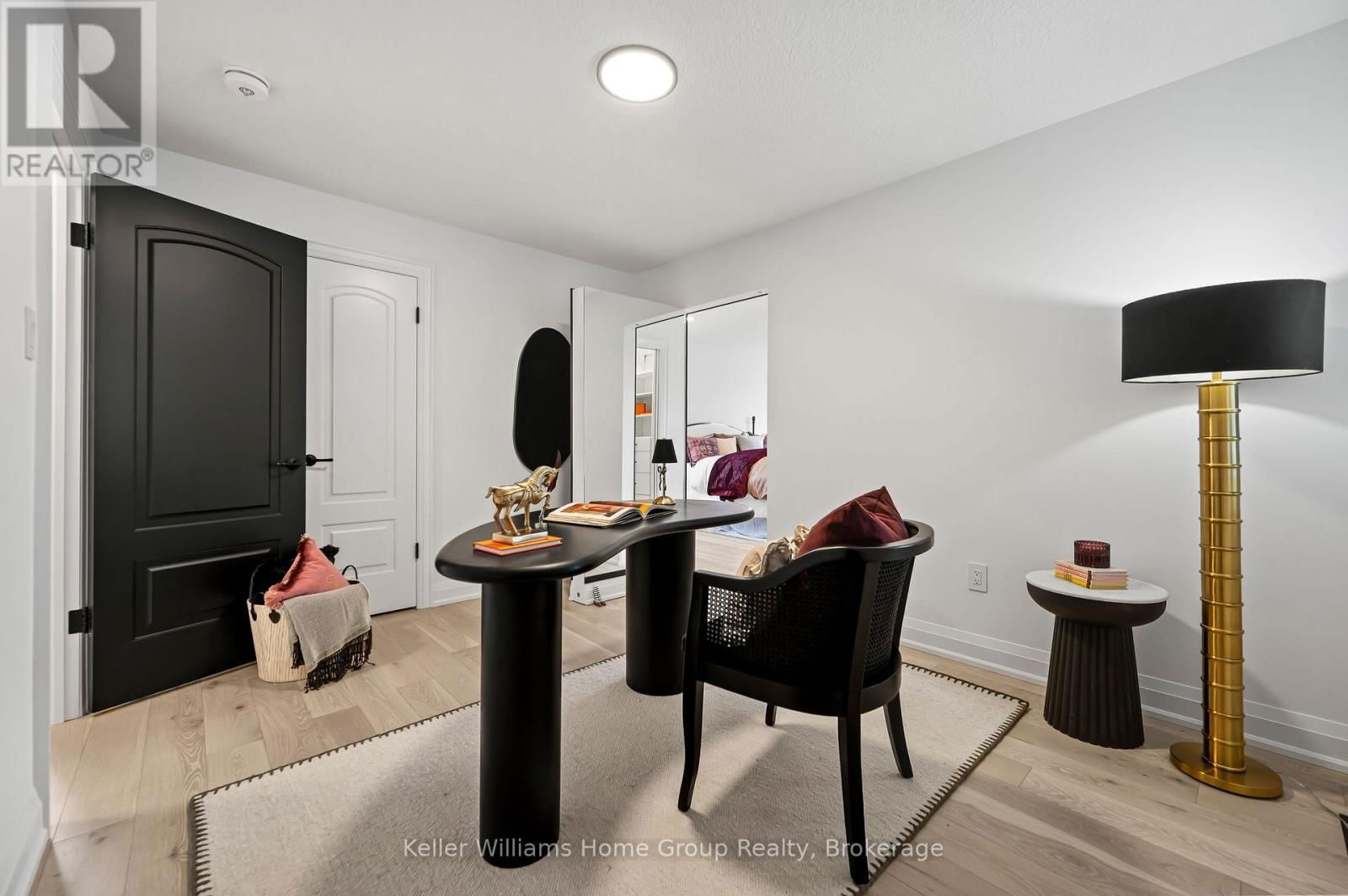35 HALLS DRIVE Image 27