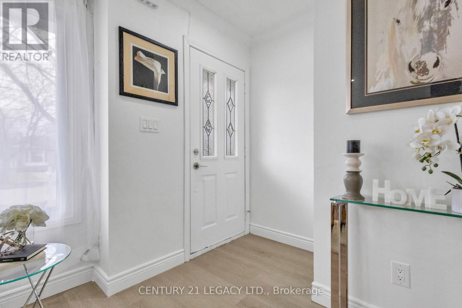 72 FERNDALE AVENUE Image 1