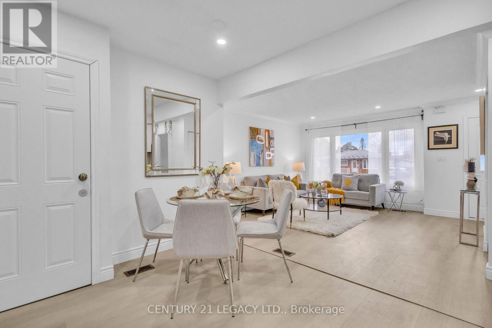 72 FERNDALE AVENUE Image 7