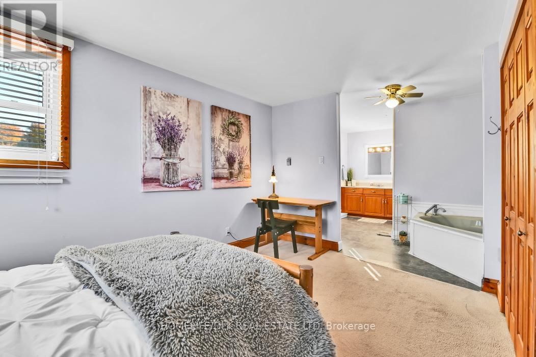81 TROTTERS LANE Image 26