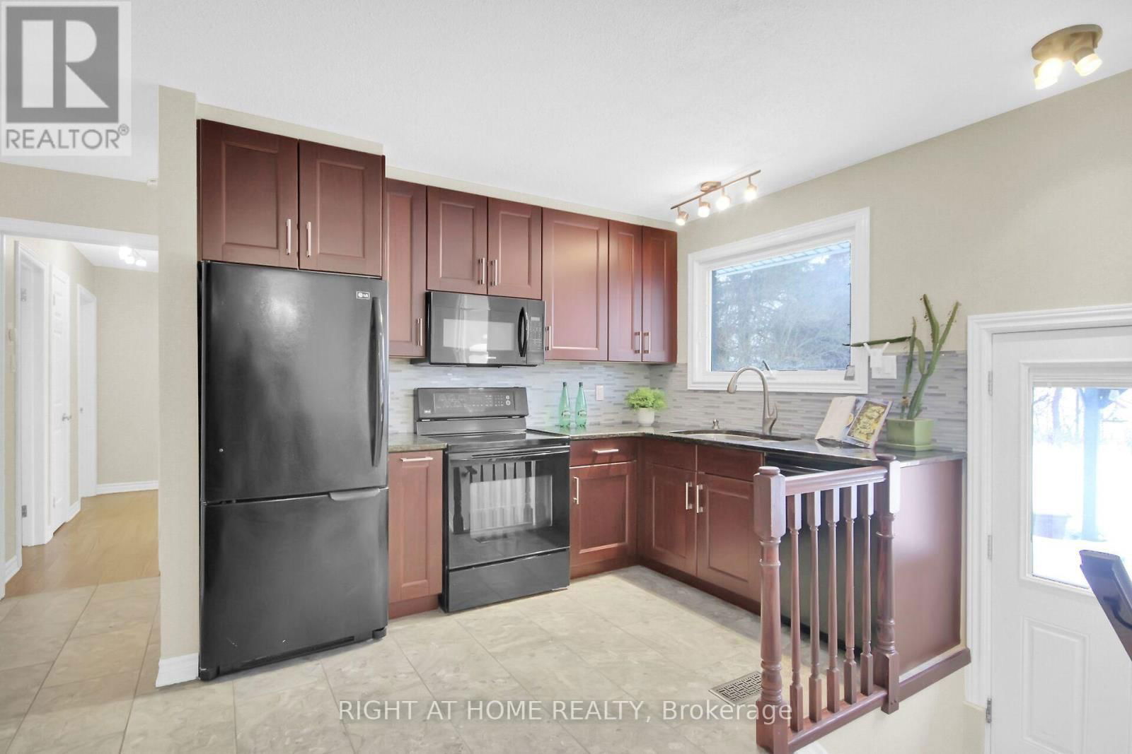 42 CLEADON DRIVE Image 16