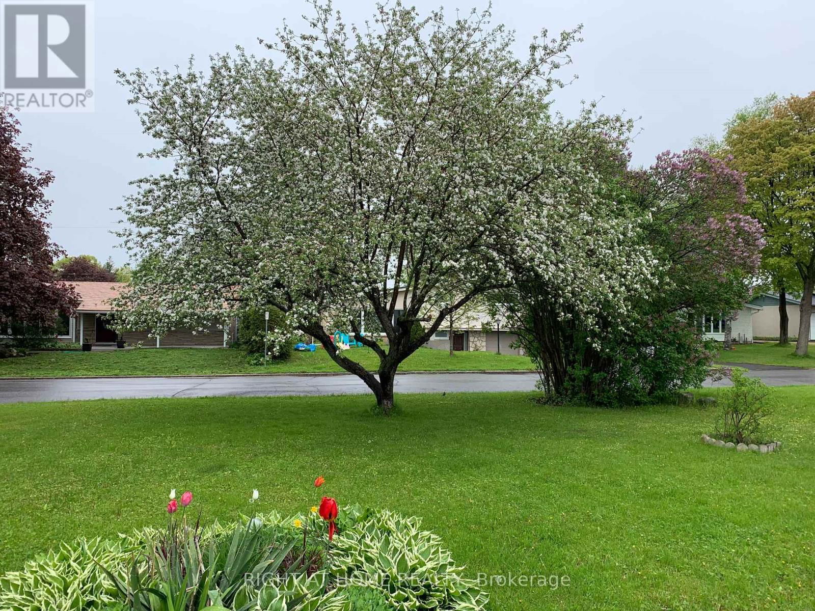 42 CLEADON DRIVE Image 35
