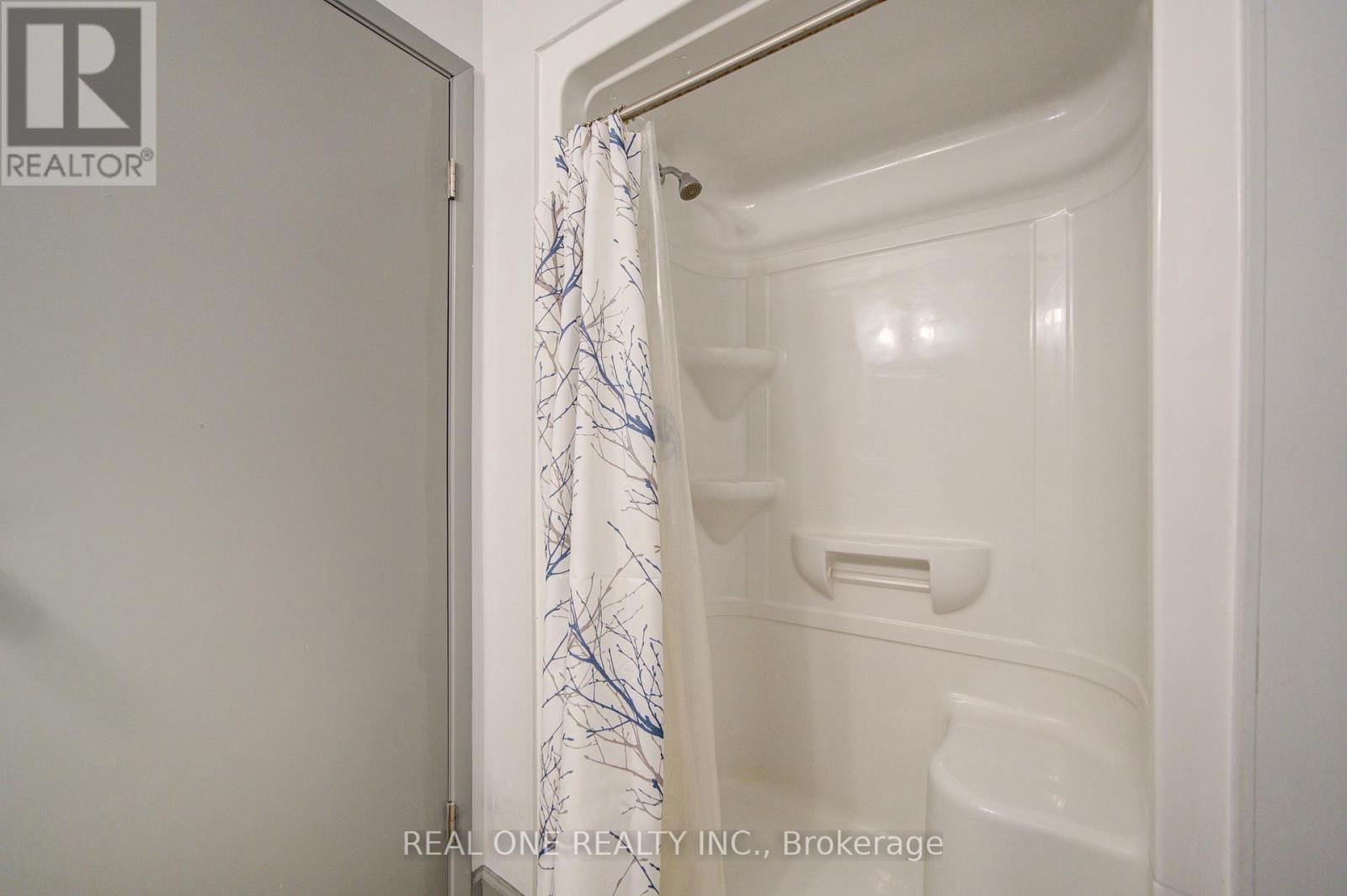 420 - 77 LELAND STREET Image 15