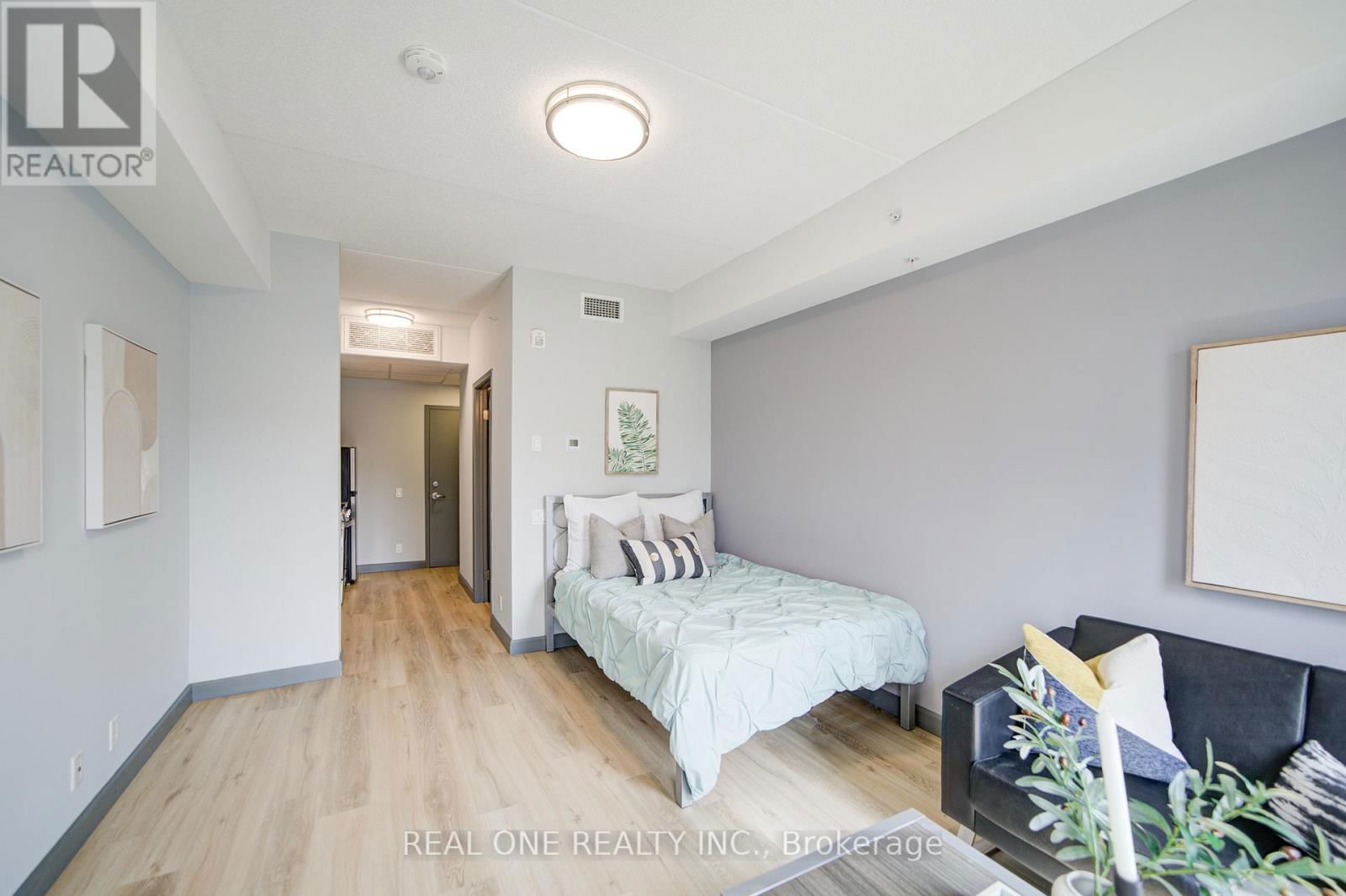 420 - 77 LELAND STREET Image 8