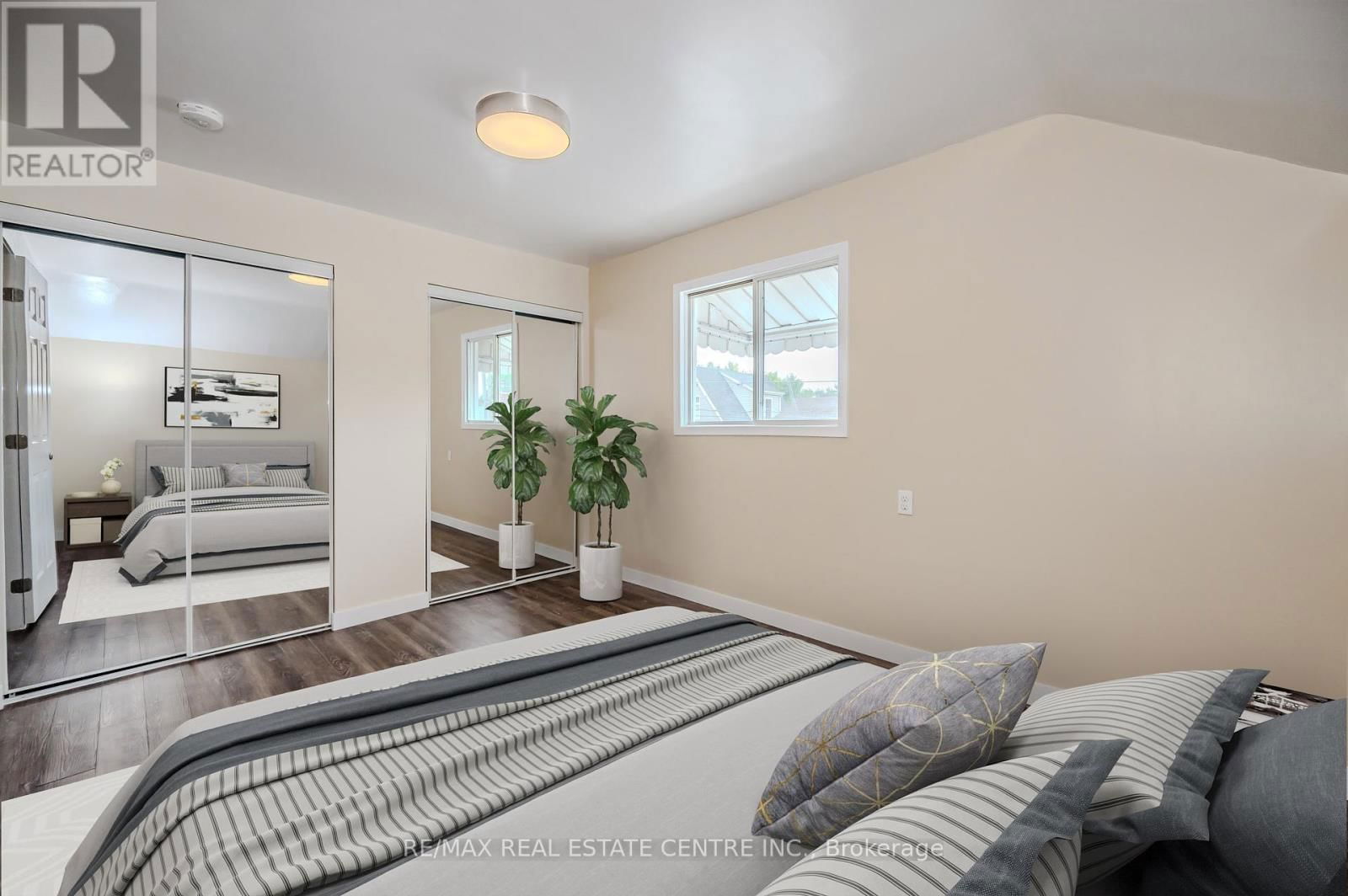73 ALBANY AVENUE Image 2