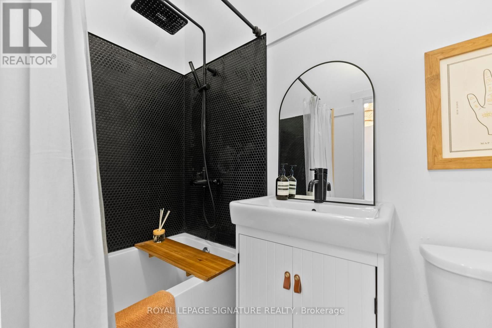 279 BLACK MOUNTAIN ROAD Image 21