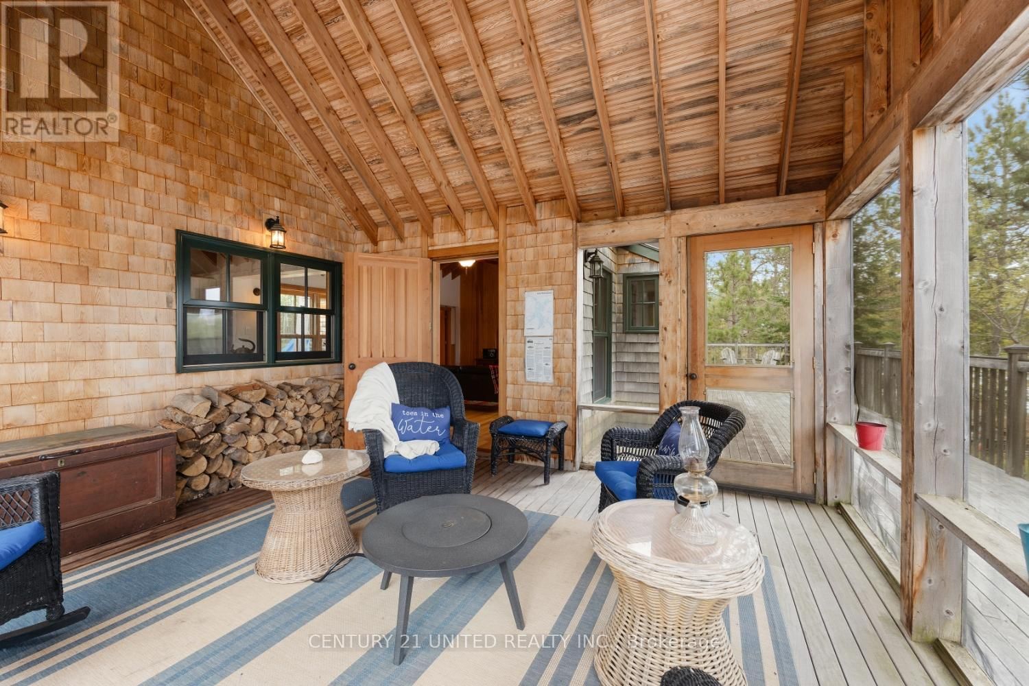 823 MACKIE BAY Image 12