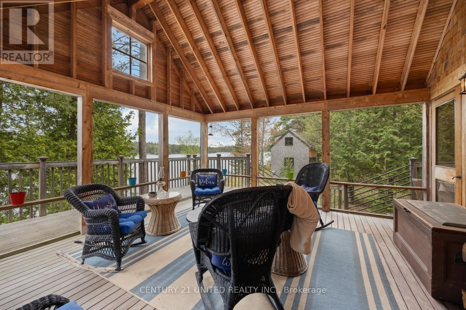 823 MACKIE BAY Image 13