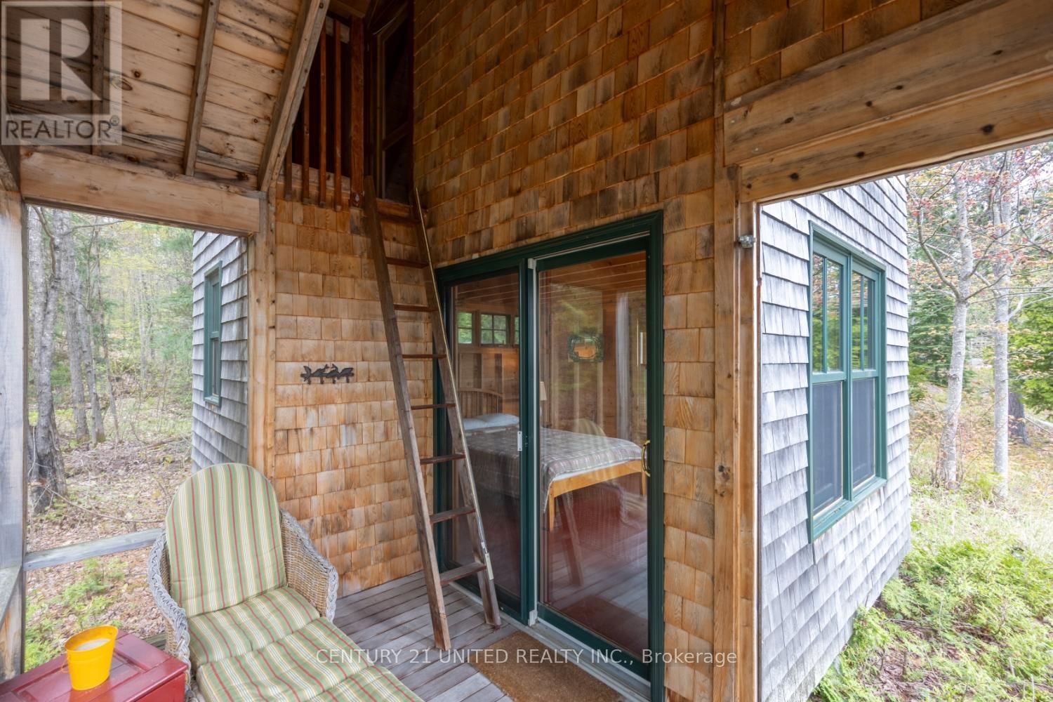 823 MACKIE BAY Image 23
