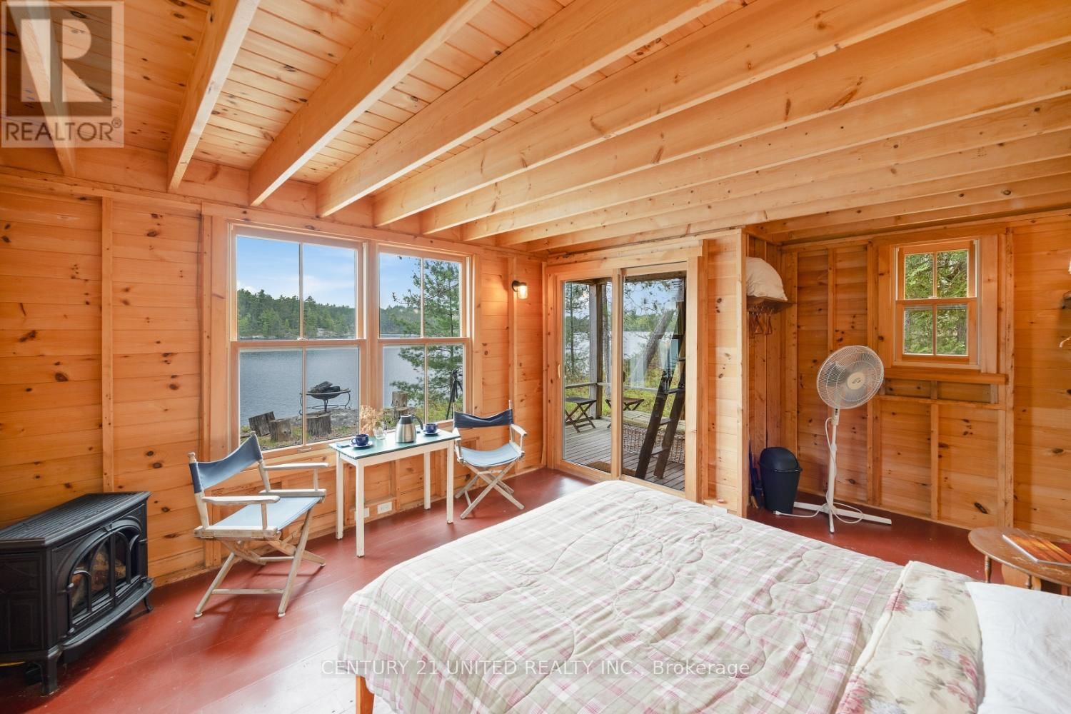 823 MACKIE BAY Image 26
