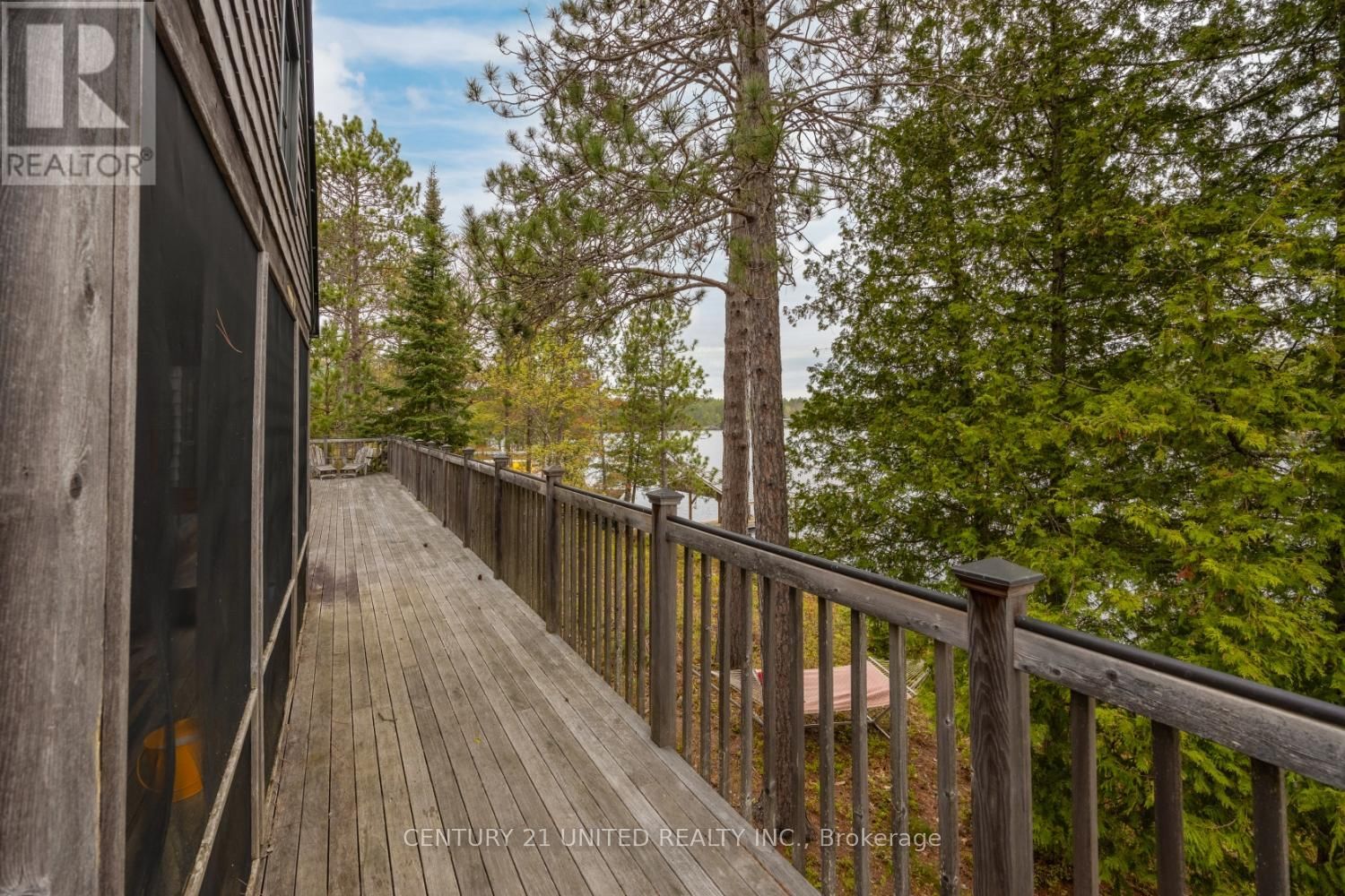 823 MACKIE BAY Image 30