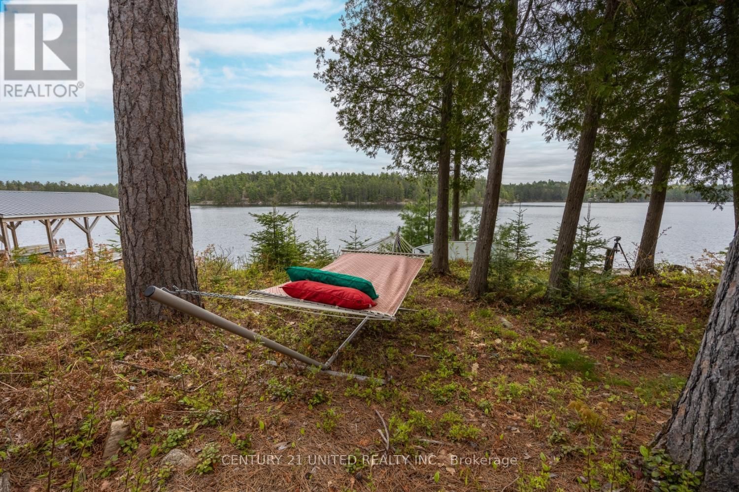 823 MACKIE BAY Image 31
