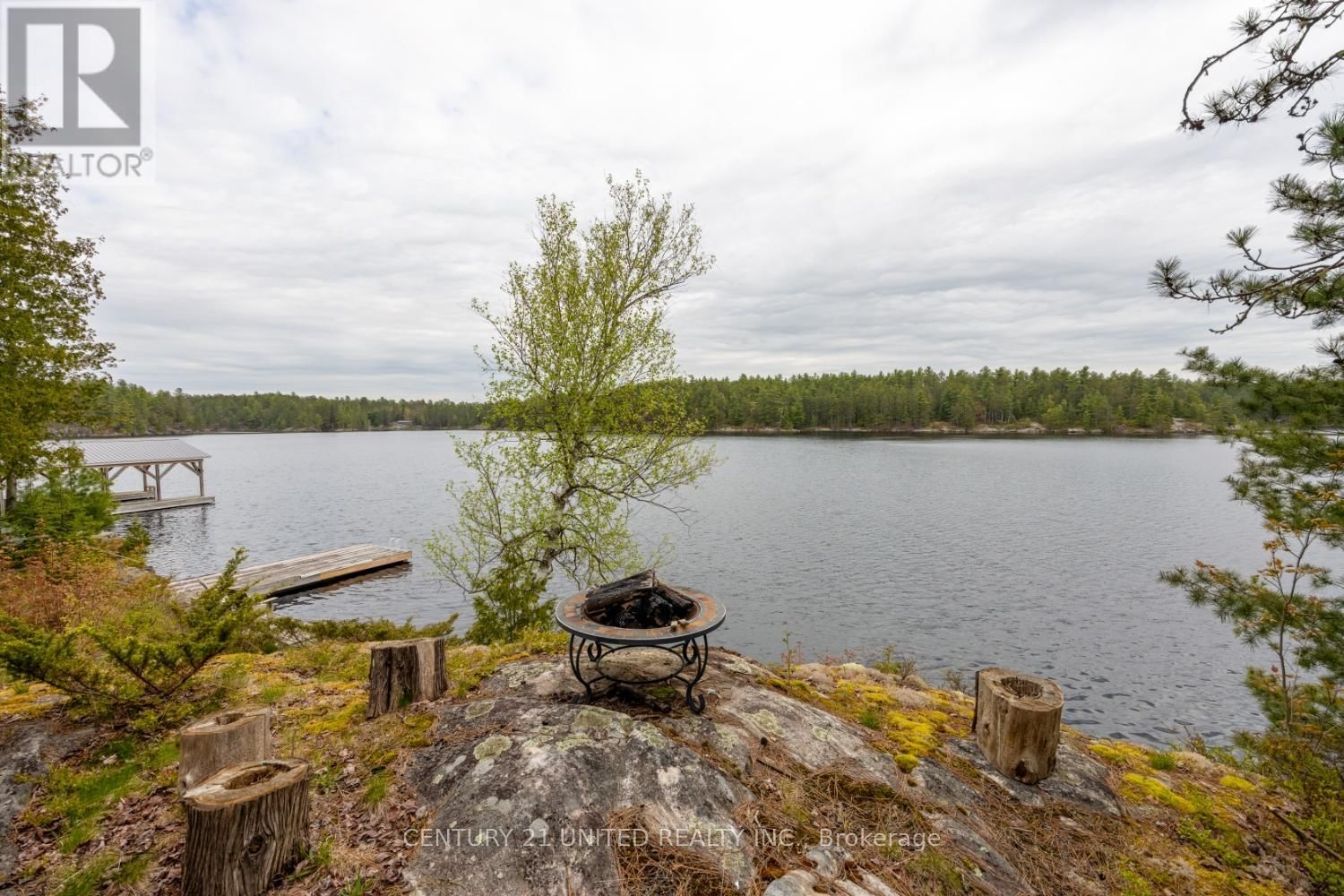 823 MACKIE BAY Image 32