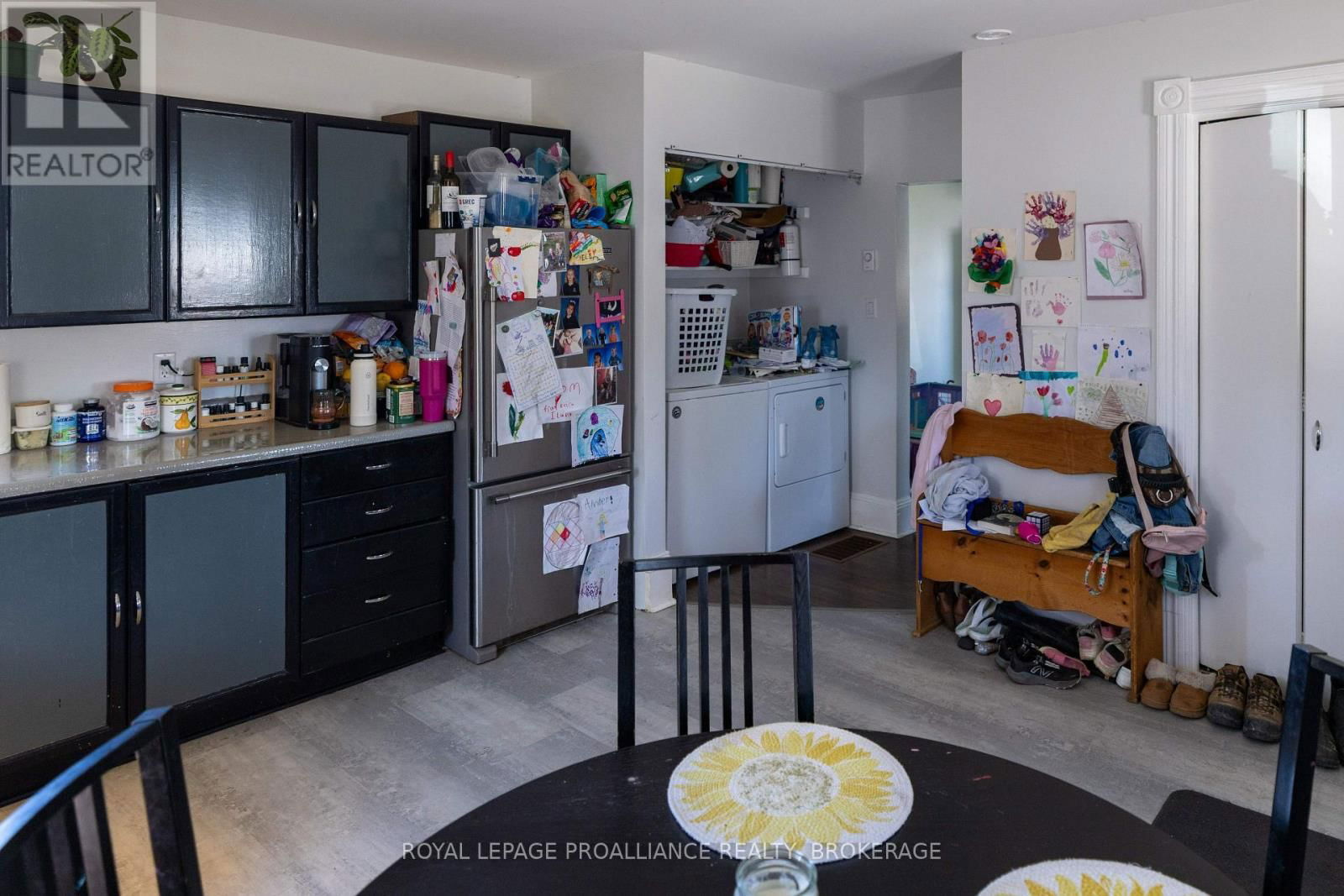 24 PERTH STREET Image 17