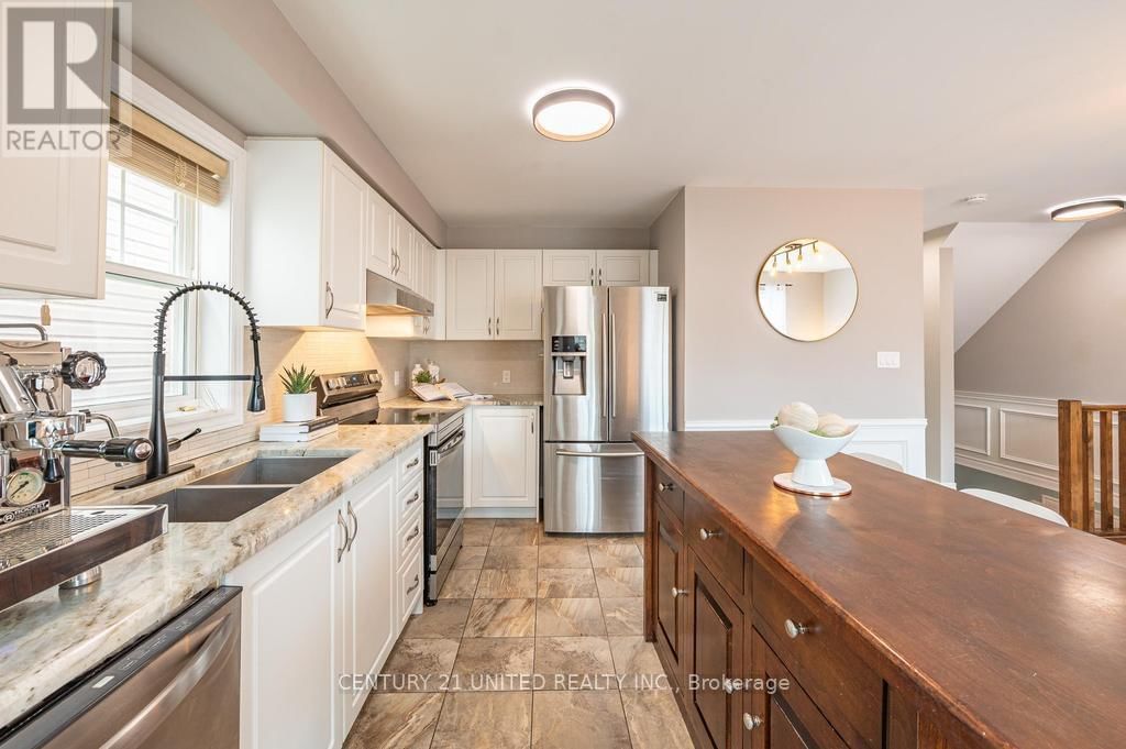 912 BROADWAY BOULEVARD Image 4