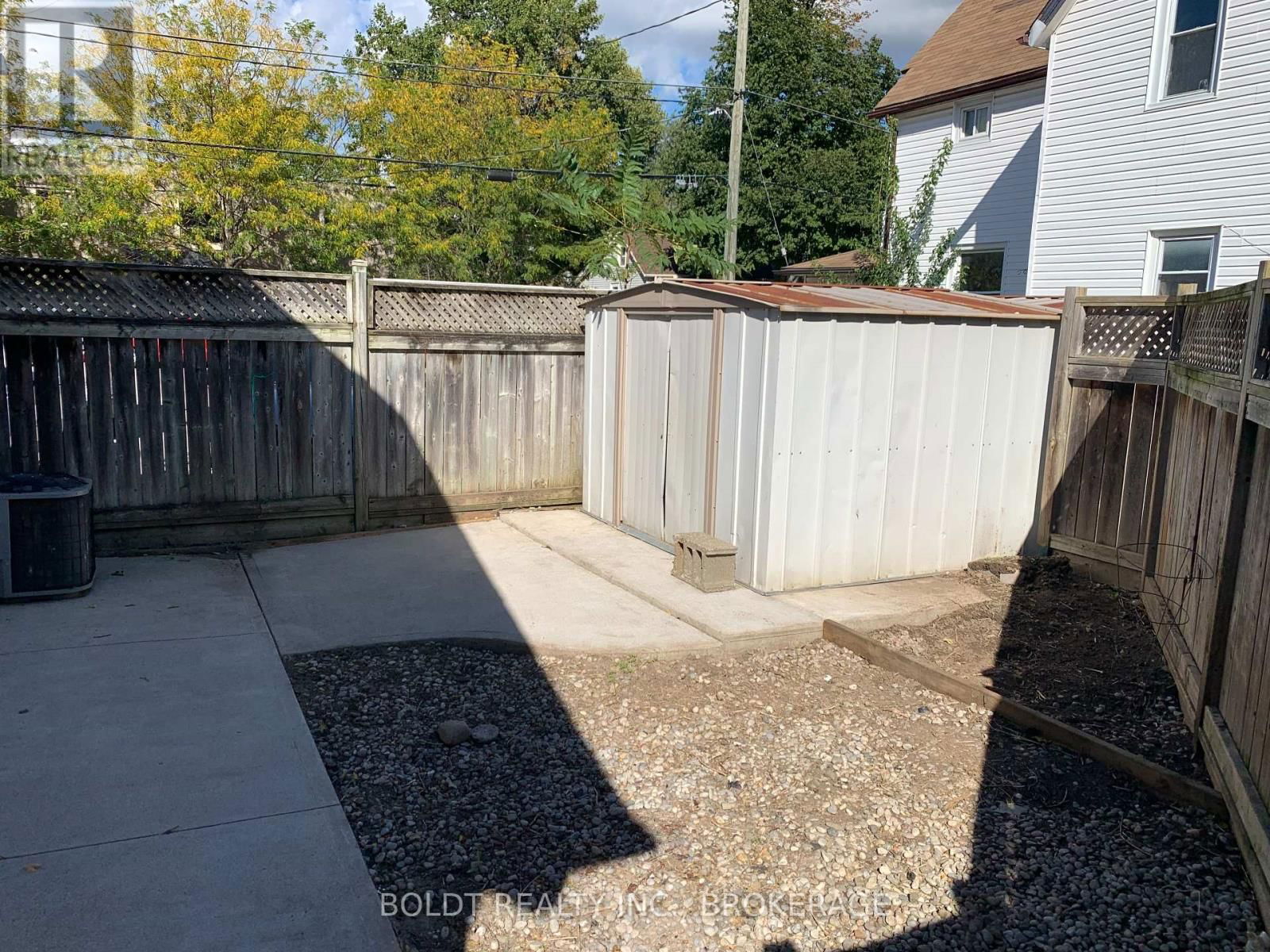 114 LAKE STREET Image 18