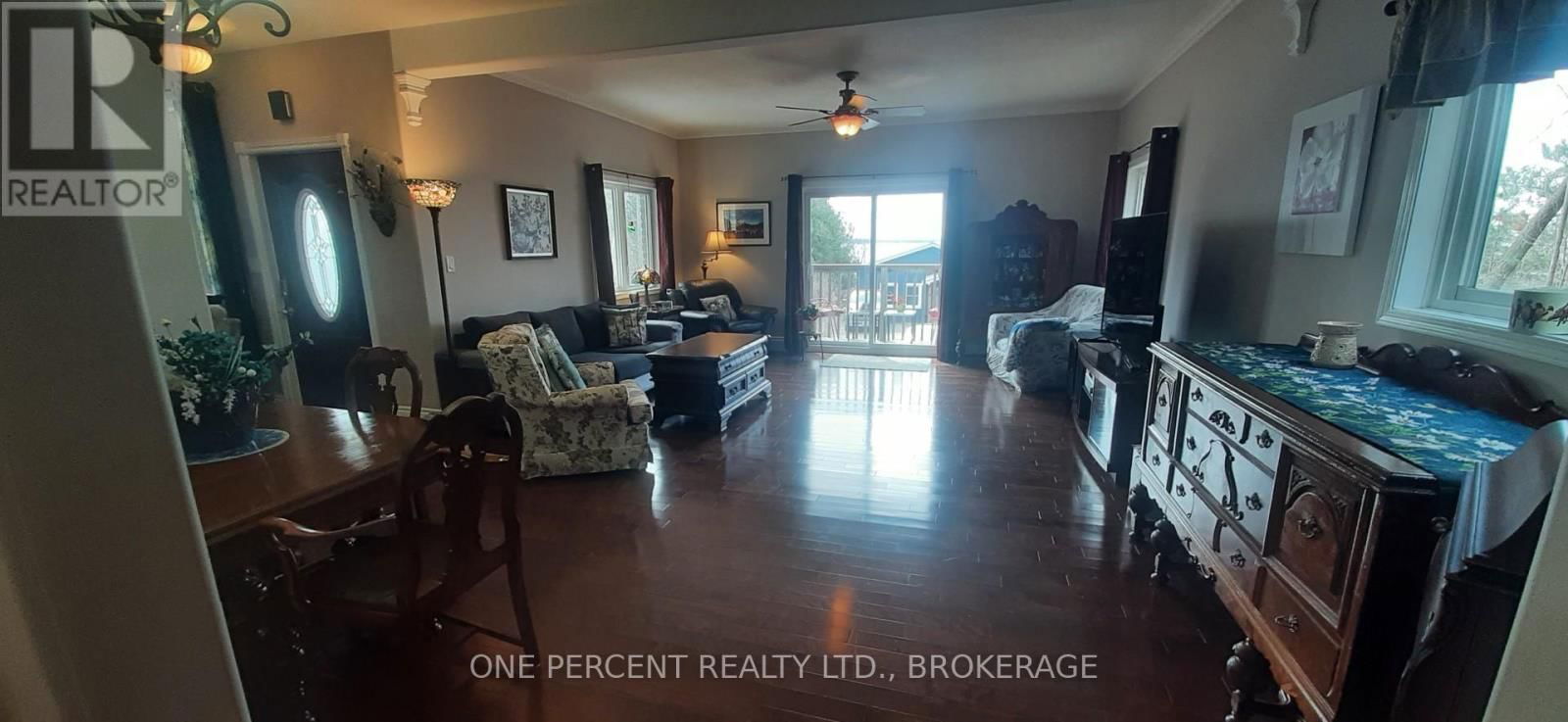 39 DARK ISLAND LANE Image 11